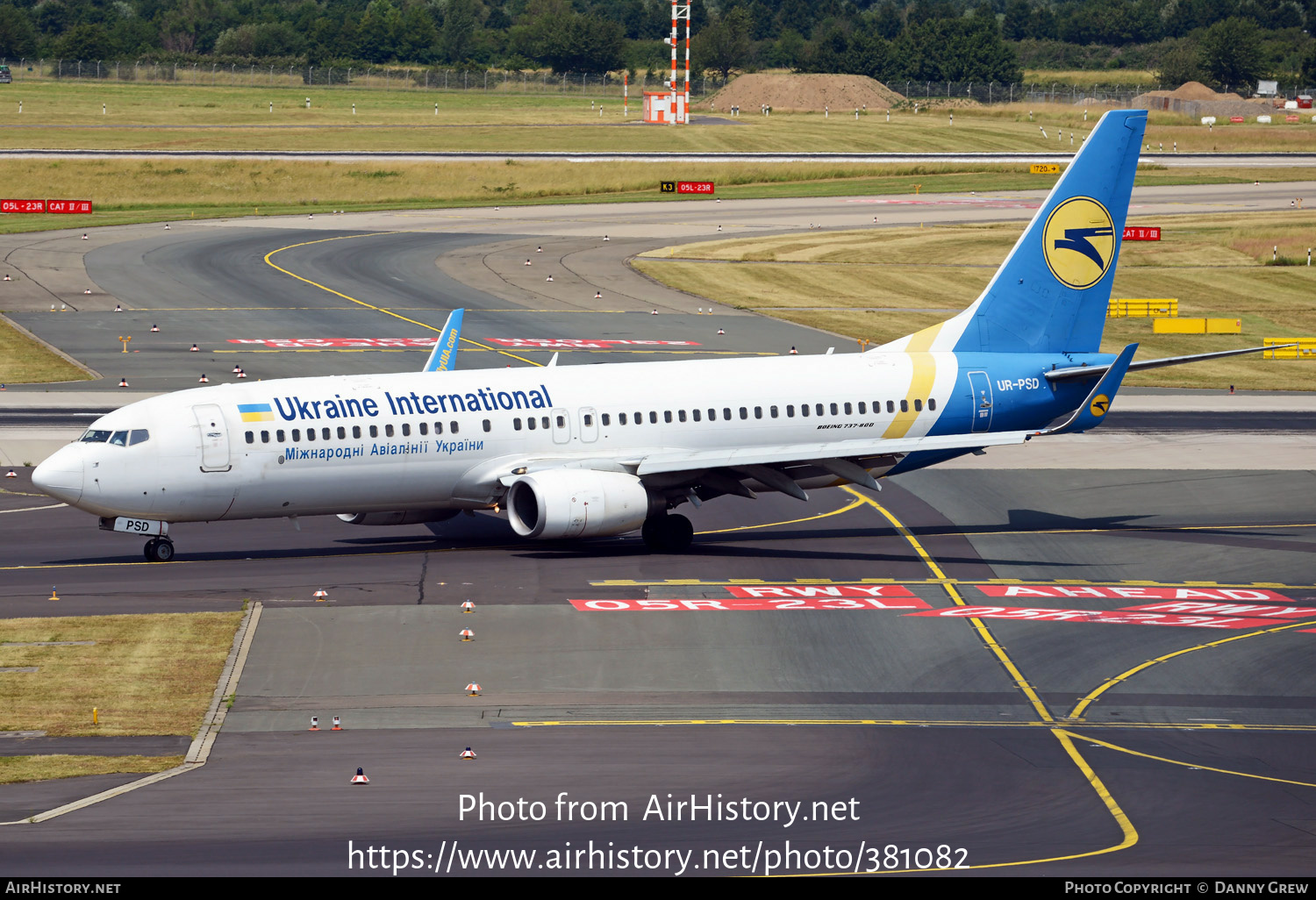 Aircraft Photo of UR-PSD | Boeing 737-8HX | Ukraine International Airlines | AirHistory.net #381082