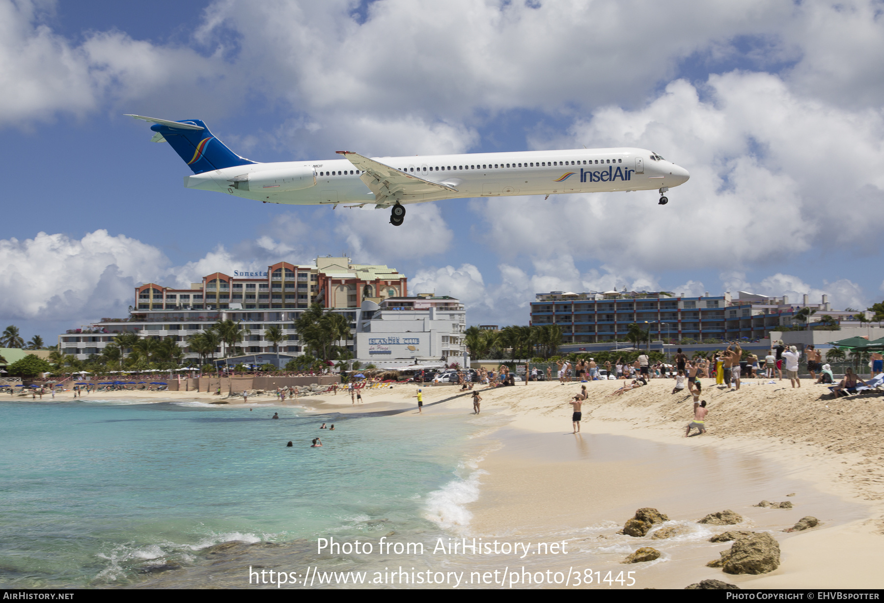 Aircraft Photo of PJ-MDF | McDonnell Douglas MD-83 (DC-9-83) | Insel Air | AirHistory.net #381445