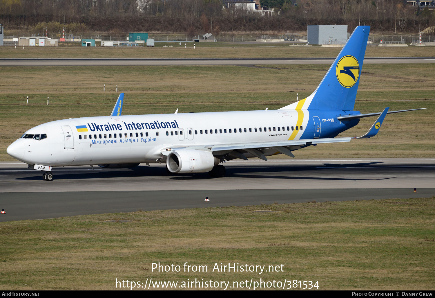 Aircraft Photo of UR-PSM | Boeing 737-8FZ | Ukraine International Airlines | AirHistory.net #381534