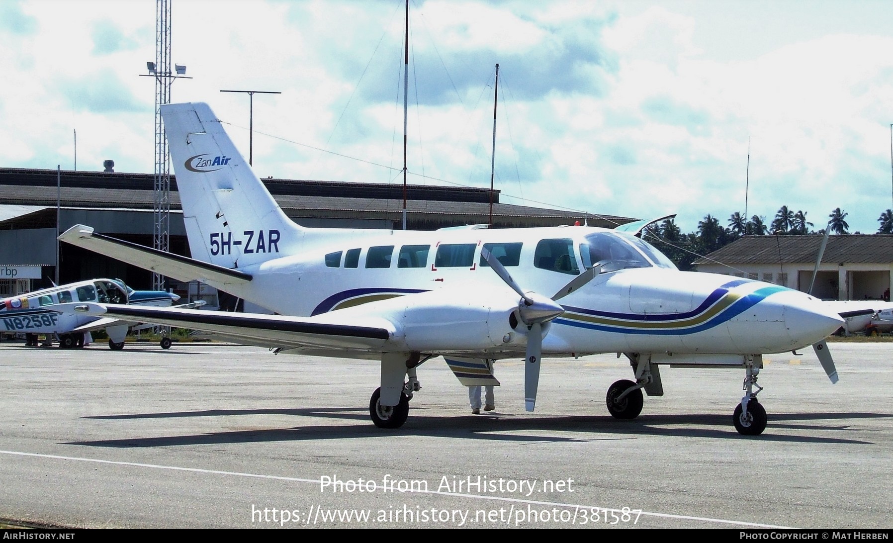 Aircraft Photo of 5H-ZAR | Cessna 404 Titan II | ZanAir | AirHistory.net #381587