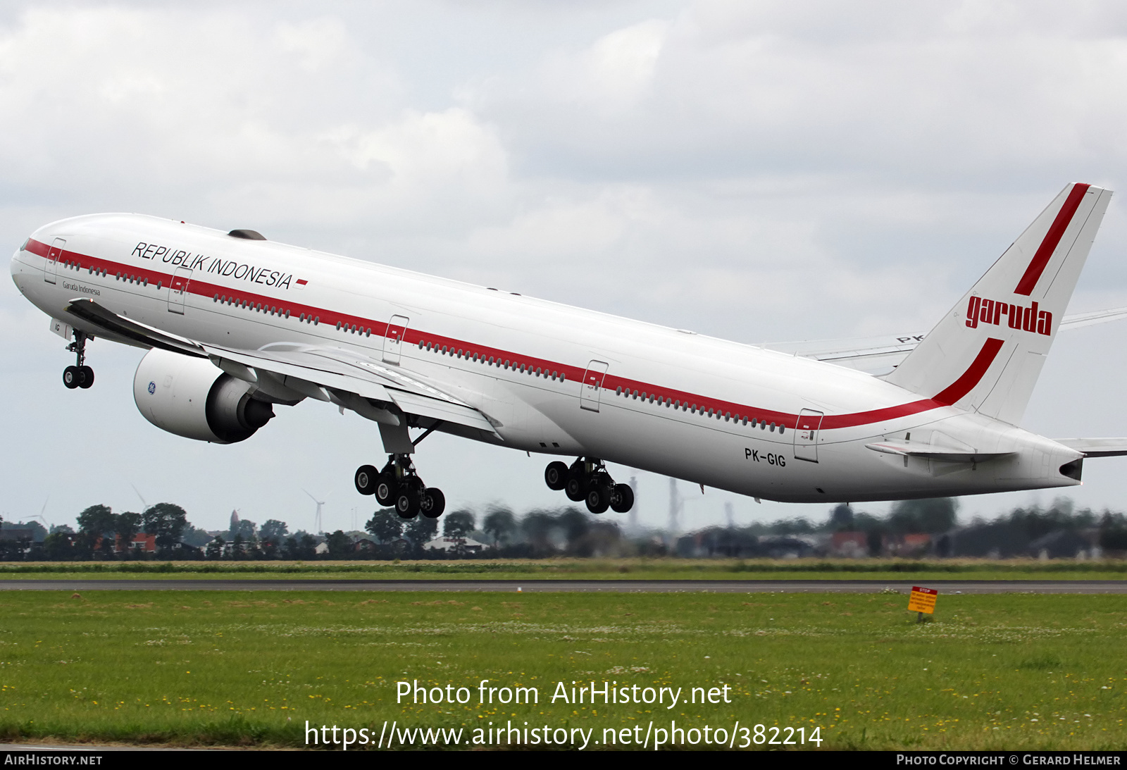 Aircraft Photo of PK-GIG | Boeing 777-3U3/ER | Garuda Indonesia | AirHistory.net #382214