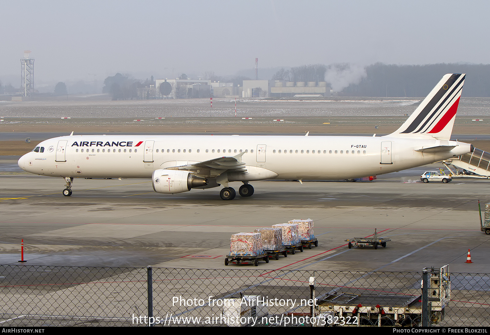 Aircraft Photo of F-GTAU | Airbus A321-212 | Air France | AirHistory.net #382322