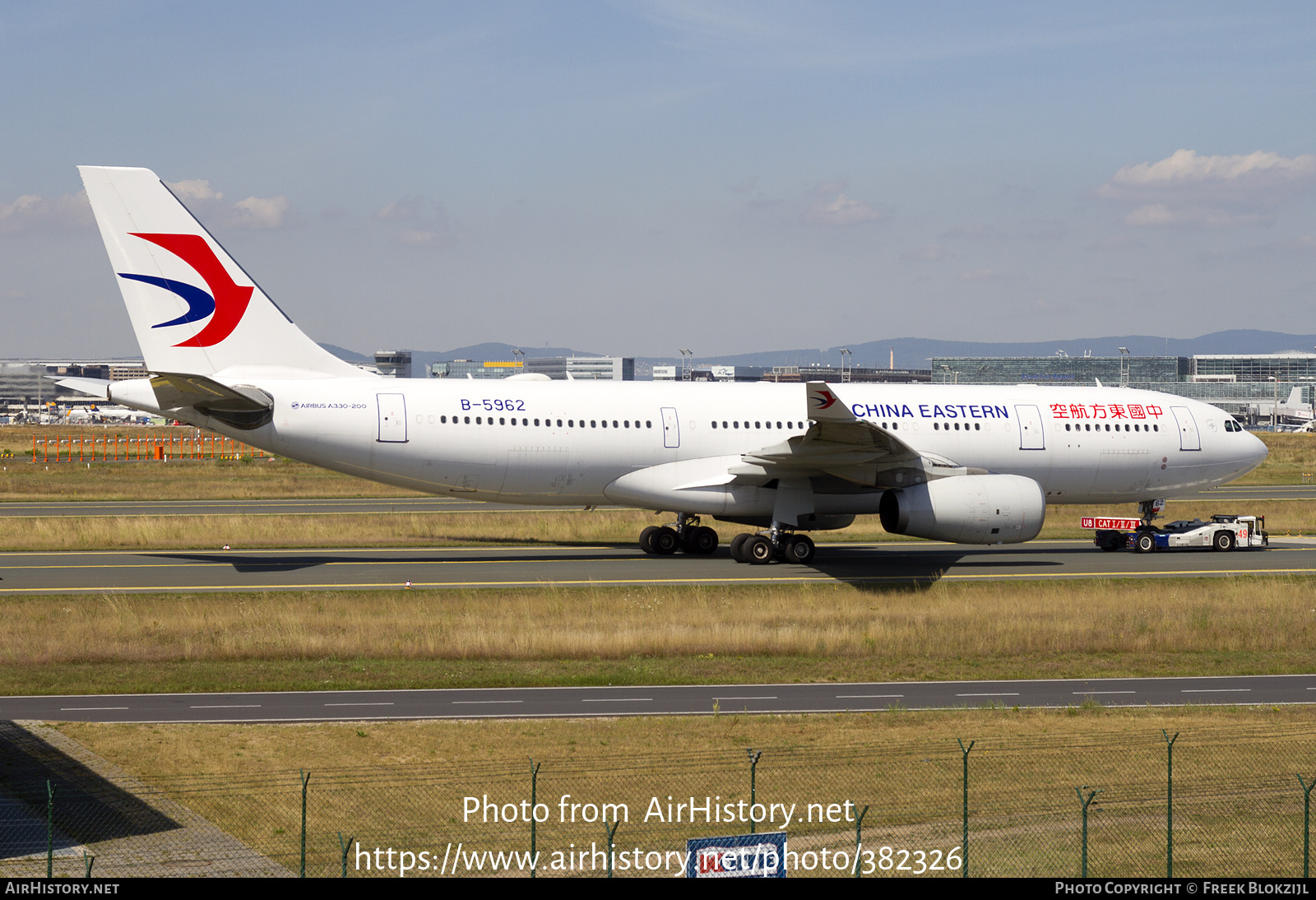 Aircraft Photo of B-5962 | Airbus A330-243 | China Eastern Airlines | AirHistory.net #382326