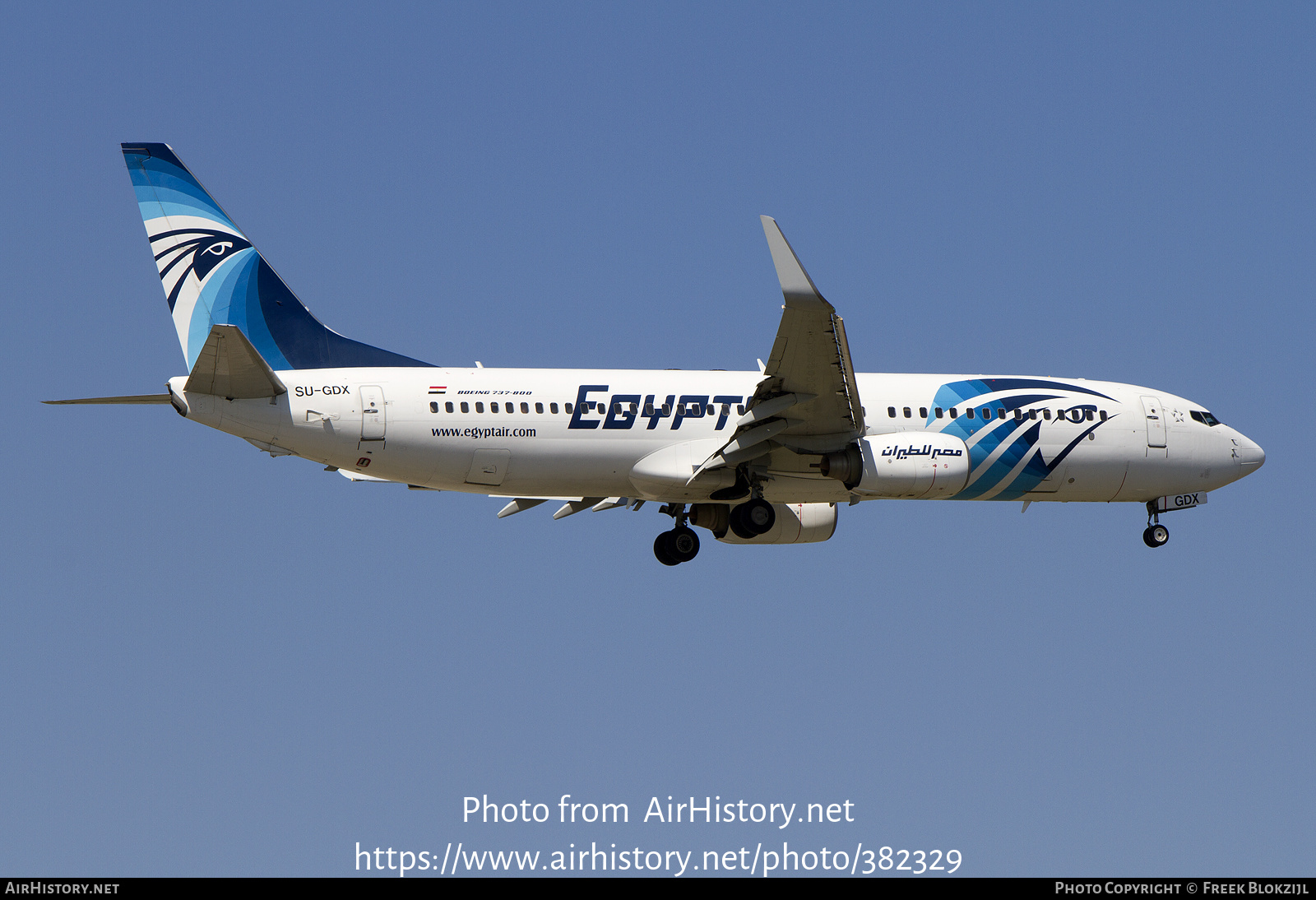 Aircraft Photo of SU-GDX | Boeing 737-866 | EgyptAir | AirHistory.net #382329