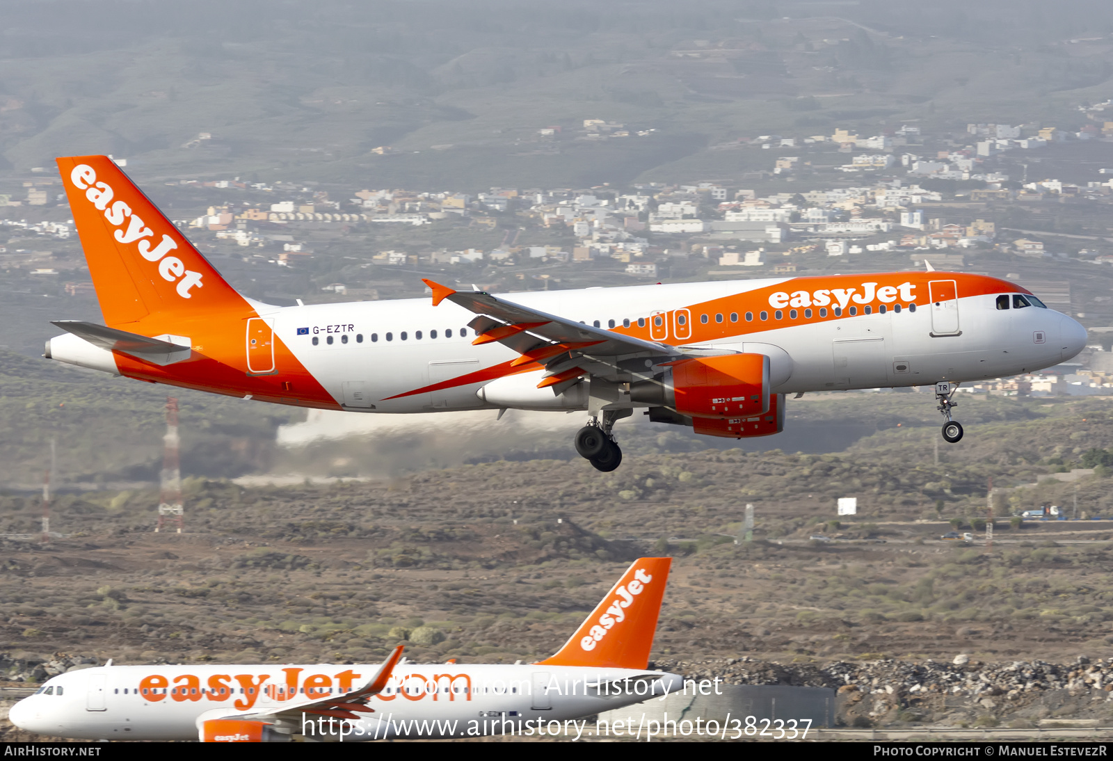 Aircraft Photo of G-EZTR | Airbus A320-214 | EasyJet | AirHistory.net #382337