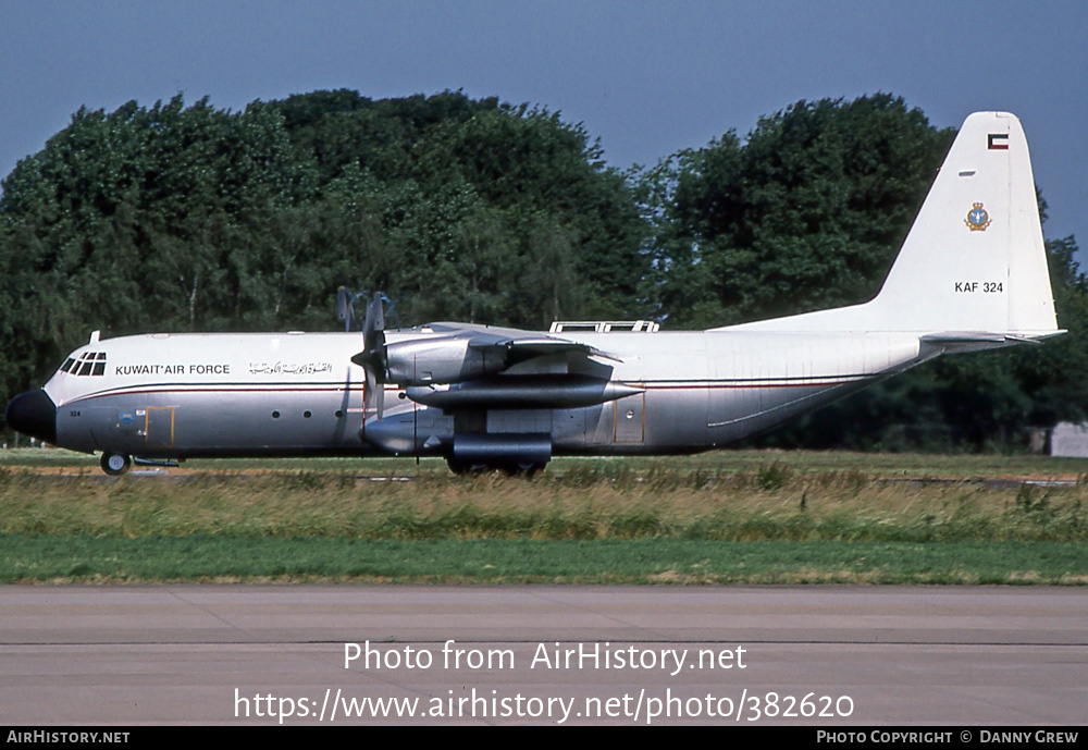 Aircraft Photo of 324 / KAF 324 | Lockheed L-100-30 Hercules (382G) | Kuwait - Air Force | AirHistory.net #382620