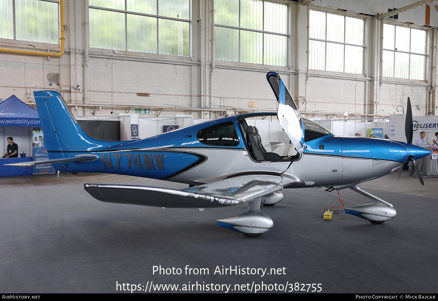 Aircraft Photo of N774MW | Cirrus SR-22T G6-GTS Platinum | AirHistory.net #382755