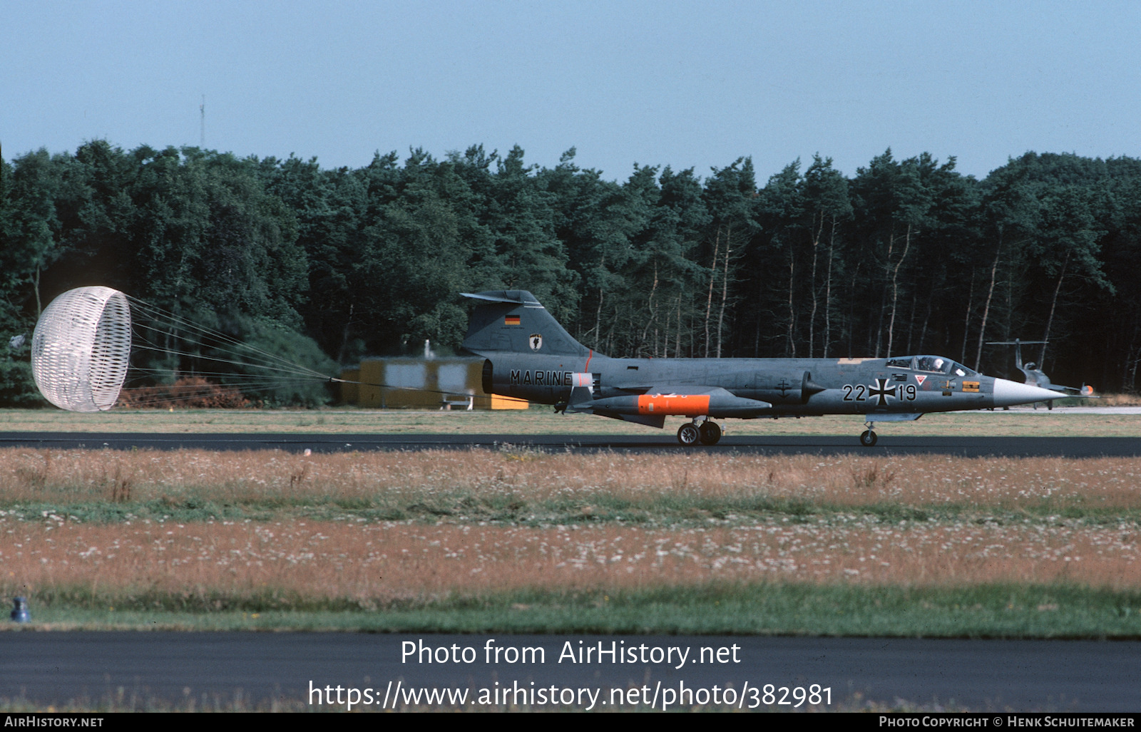 Aircraft Photo of 2219 | Lockheed F-104G Starfighter | Germany - Navy | AirHistory.net #382981