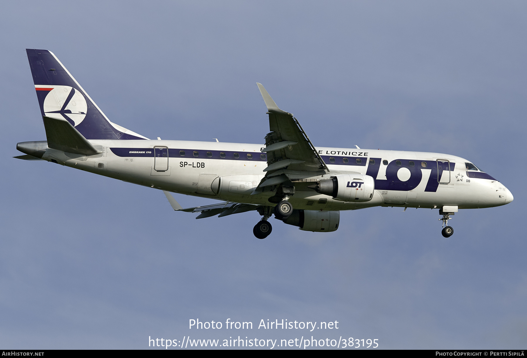 Aircraft Photo of SP-LDB | Embraer 170STD (ERJ-170-100STD) | LOT Polish Airlines - Polskie Linie Lotnicze | AirHistory.net #383195