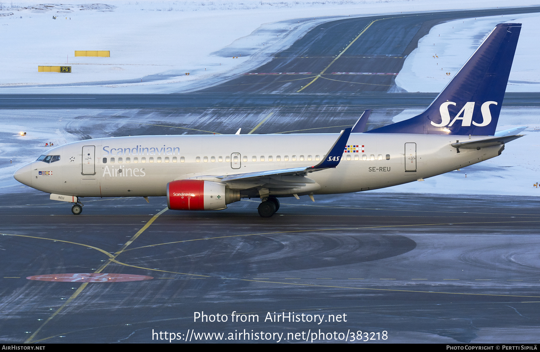 Aircraft Photo of SE-REU | Boeing 737-76N | Scandinavian Airlines - SAS | AirHistory.net #383218