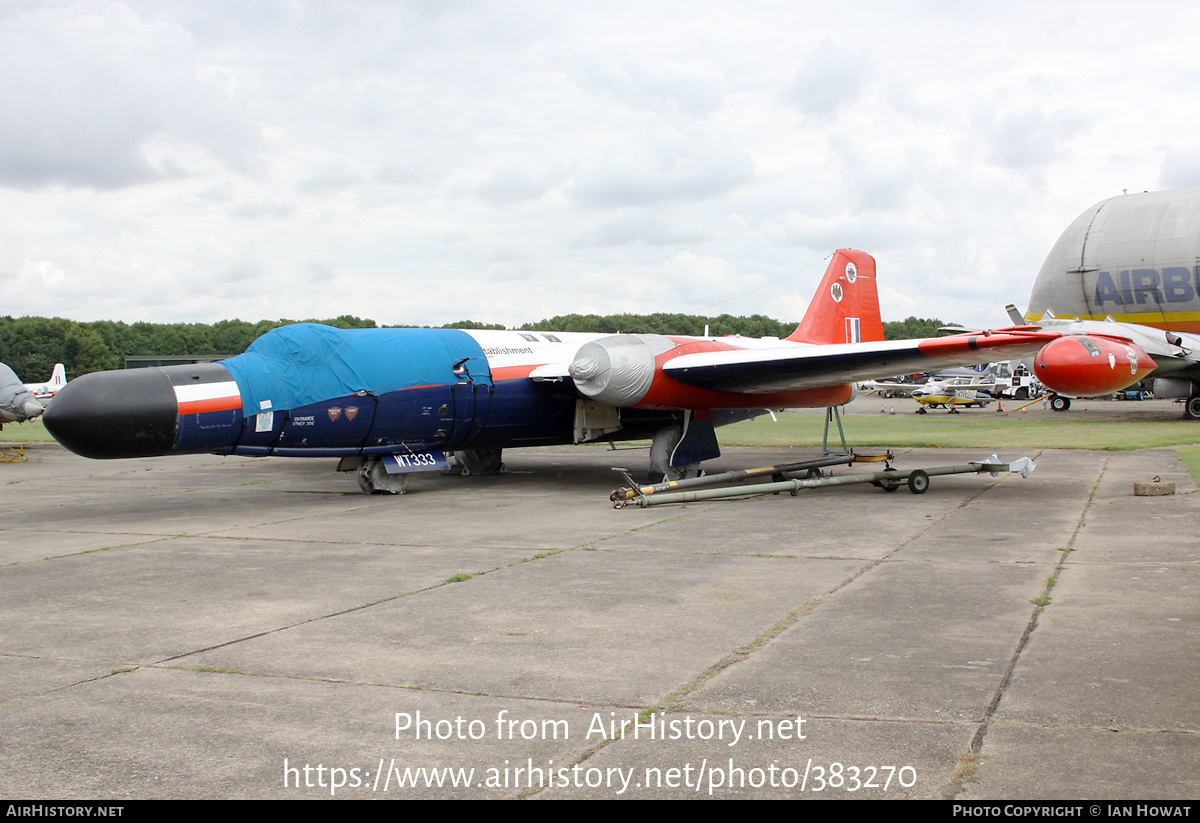 Aircraft Photo of WT333 | English Electric Canberra B6(mod) | UK - Air Force | AirHistory.net #383270