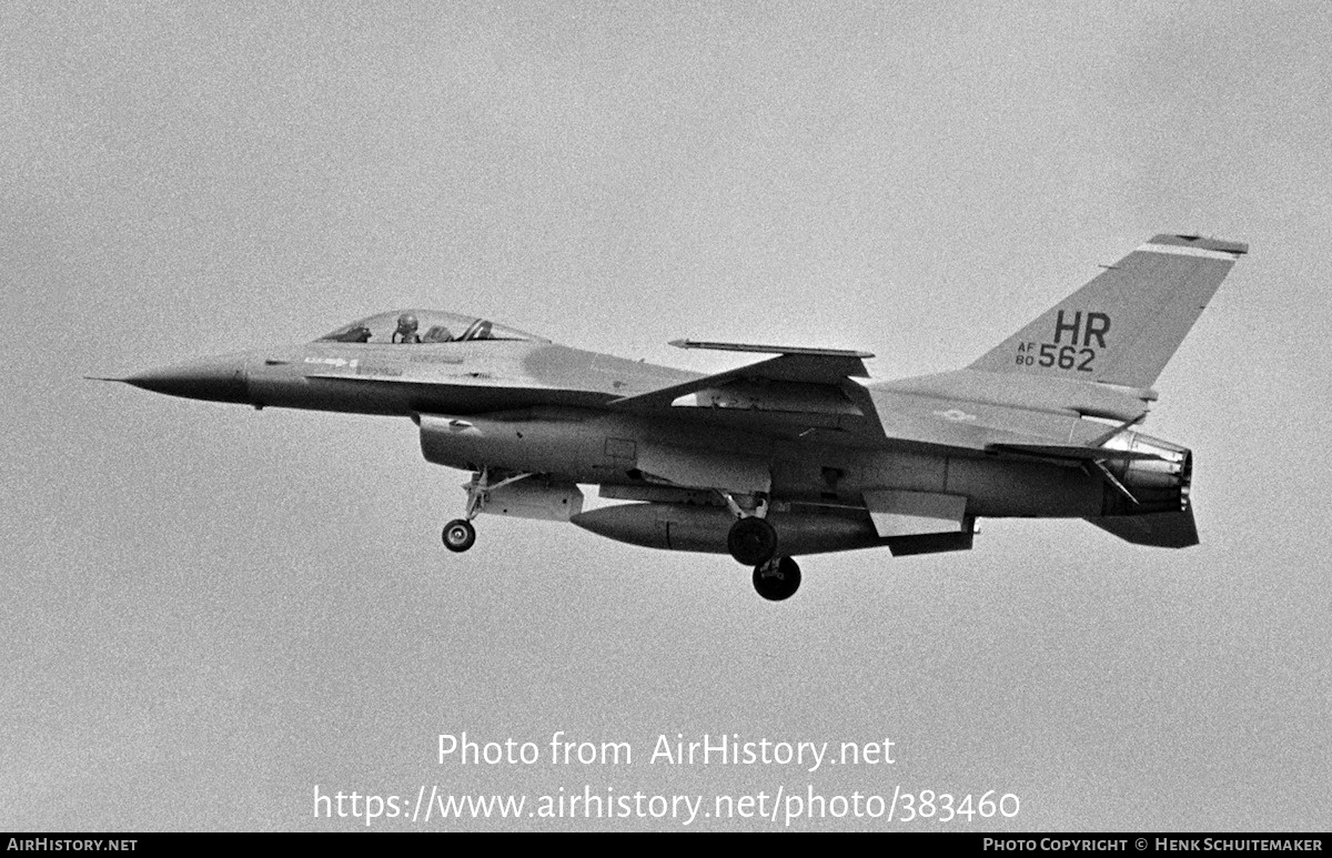 Aircraft Photo of 80-0562 / AF80-562 | General Dynamics F-16A Fighting Falcon | USA - Air Force | AirHistory.net #383460