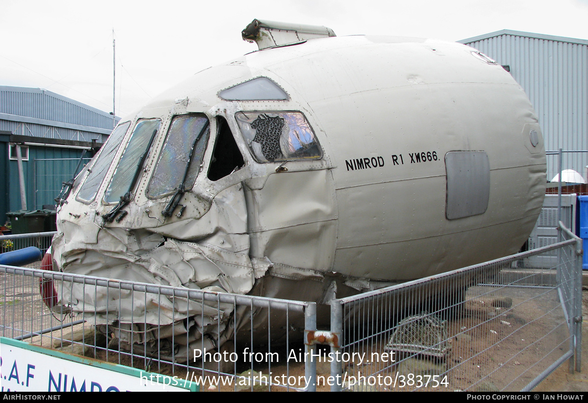 Aircraft Photo of XW666 | Hawker Siddeley HS-801 Nimrod R.1P | UK - Air Force | AirHistory.net #383754