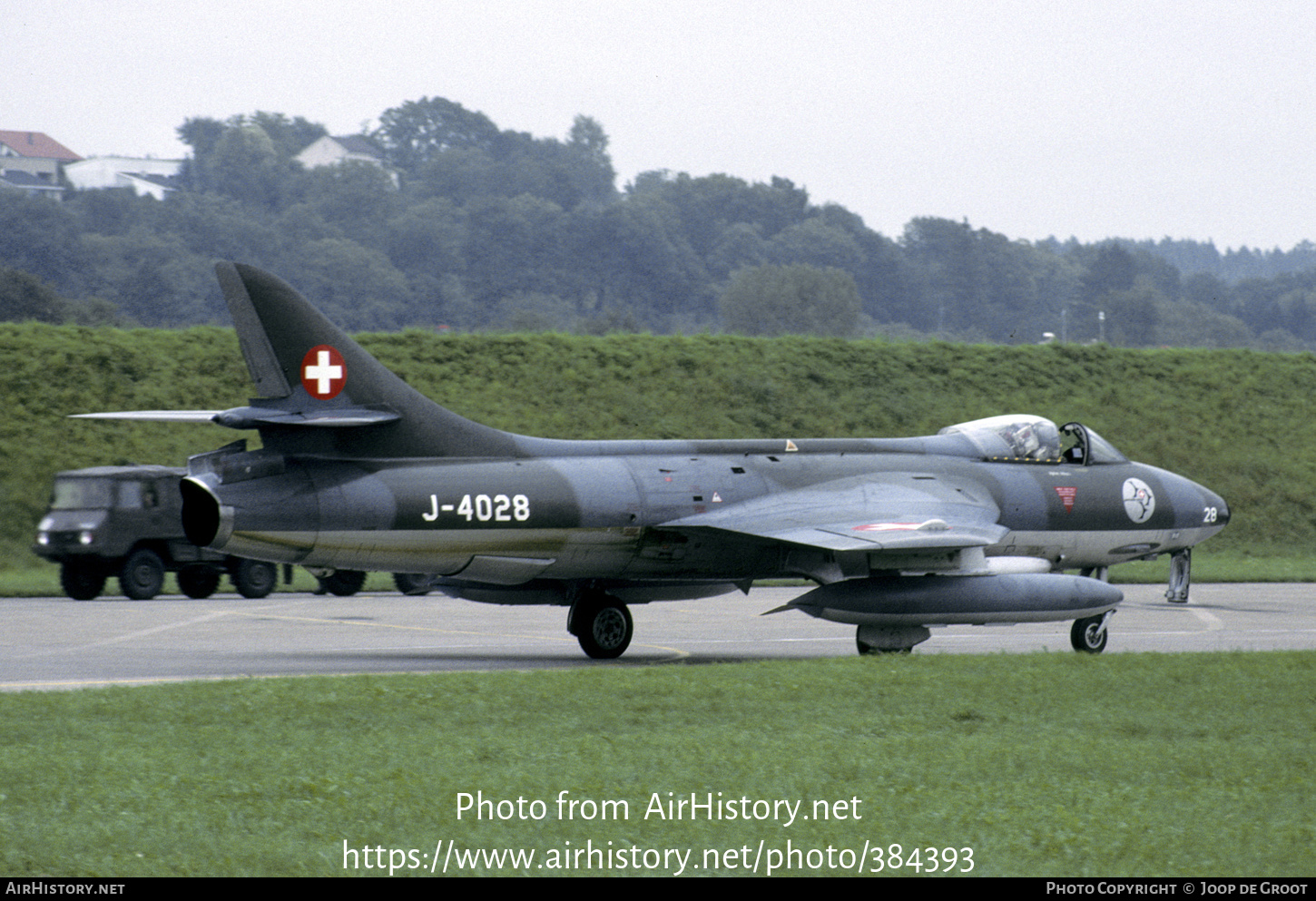 Aircraft Photo of J-4028 | Hawker Hunter F58 | Switzerland - Air Force | AirHistory.net #384393