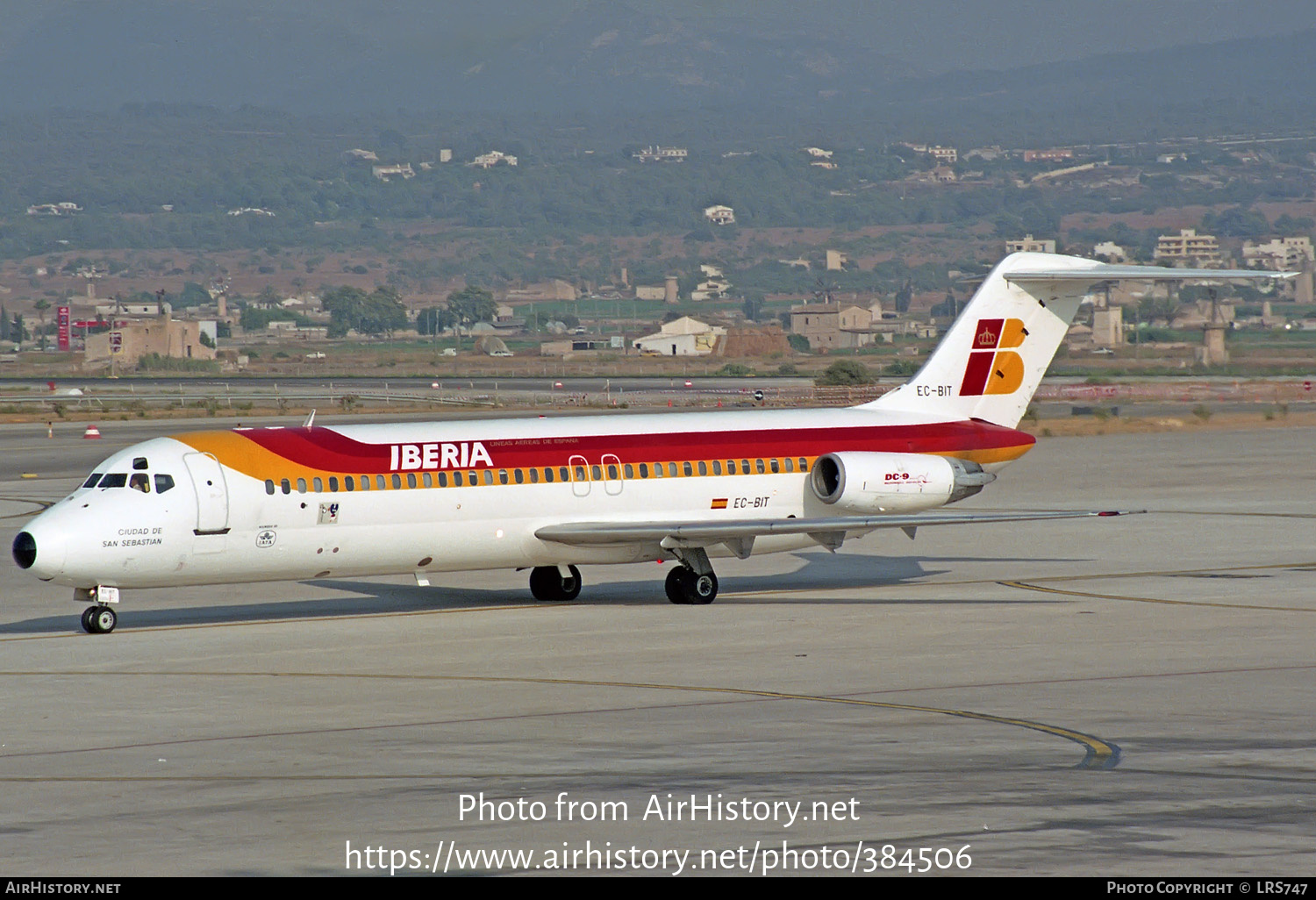 Aircraft Photo of EC-BIT | McDonnell Douglas DC-9-32 | Iberia | AirHistory.net #384506