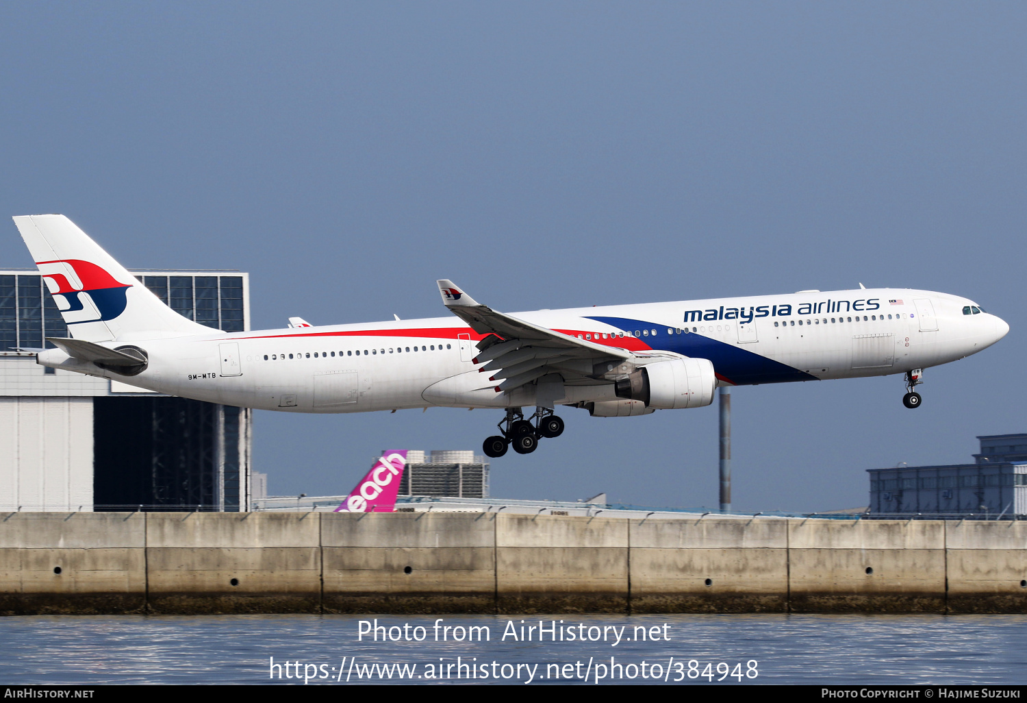 Aircraft Photo of 9M-MTB | Airbus A330-323 | Malaysia Airlines | AirHistory.net #384948