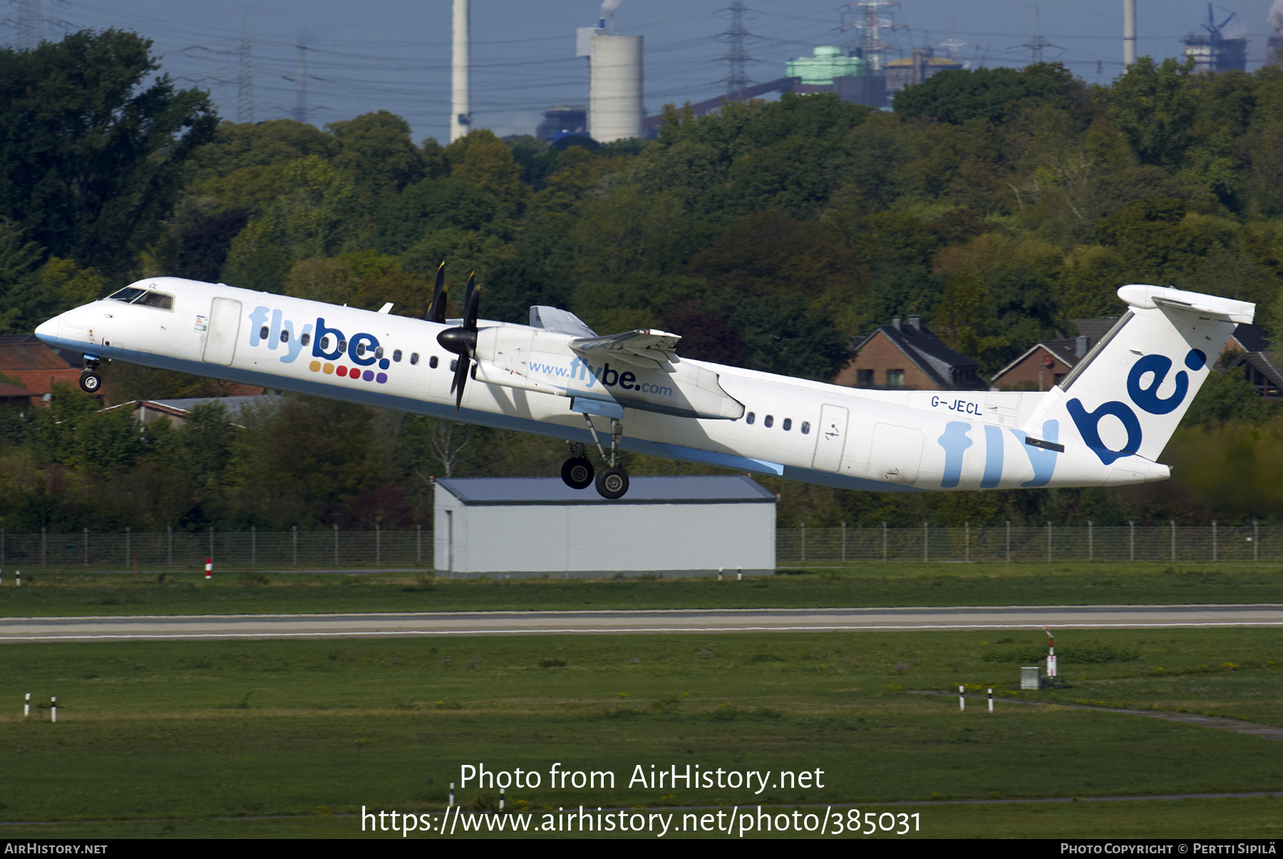 Aircraft Photo of G-JECL | Bombardier DHC-8-402 Dash 8 | Flybe | AirHistory.net #385031