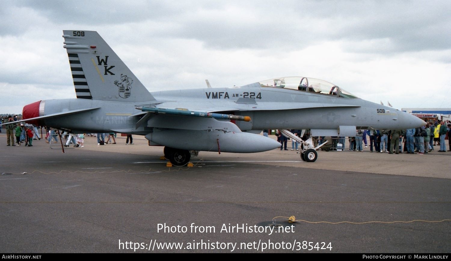 Aircraft Photo of 164880 | McDonnell Douglas F/A-18D Hornet | USA - Marines | AirHistory.net #385424