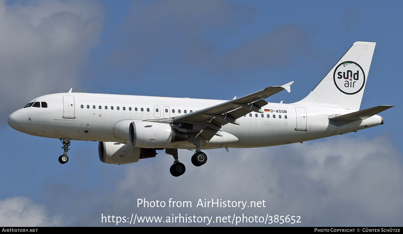 Aircraft Photo of D-ASSB | Airbus A319-112 | Sundair | AirHistory.net #385652