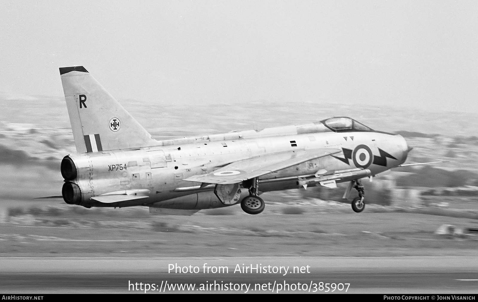 Aircraft Photo of XP754 | English Electric Lightning F3 | UK - Air Force | AirHistory.net #385907