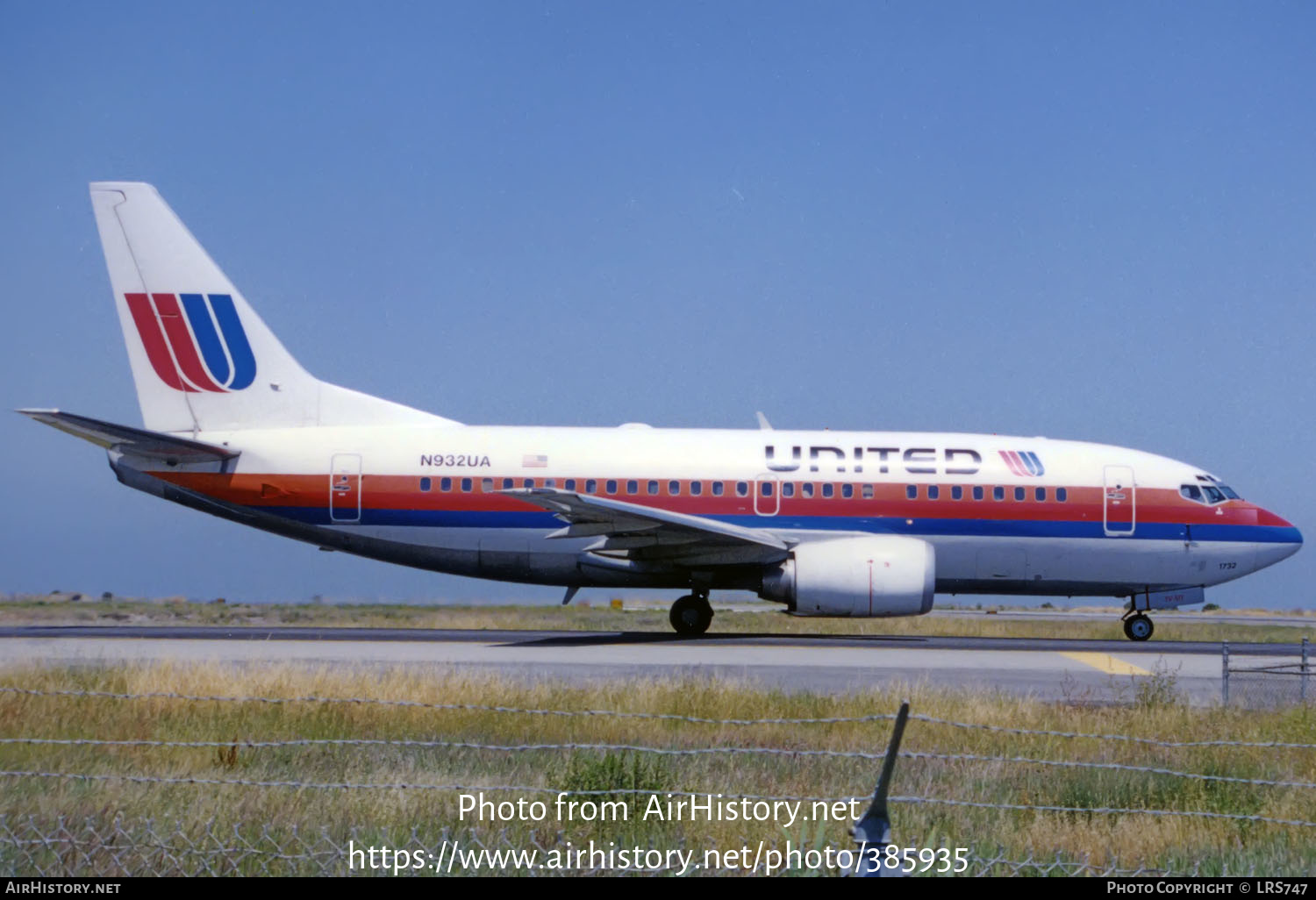 Aircraft Photo of N932UA | Boeing 737-522 | United Airlines | AirHistory.net #385935