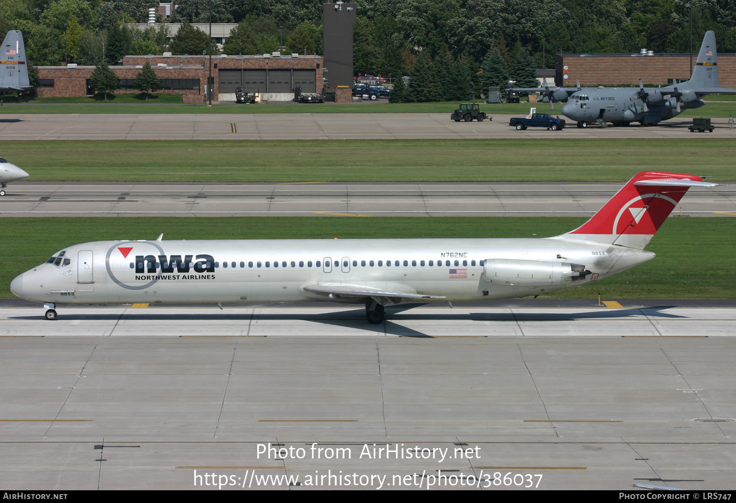 Aircraft Photo of N762NC | McDonnell Douglas DC-9-51 | Northwest Airlines | AirHistory.net #386037