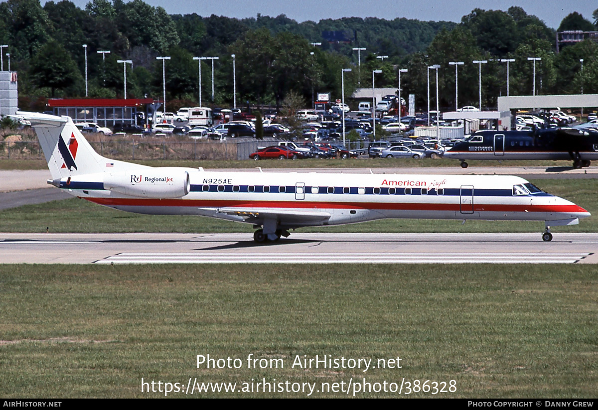 Aircraft Photo of N925AE | Embraer ERJ-145LR (EMB-145LR) | American Eagle | AirHistory.net #386328