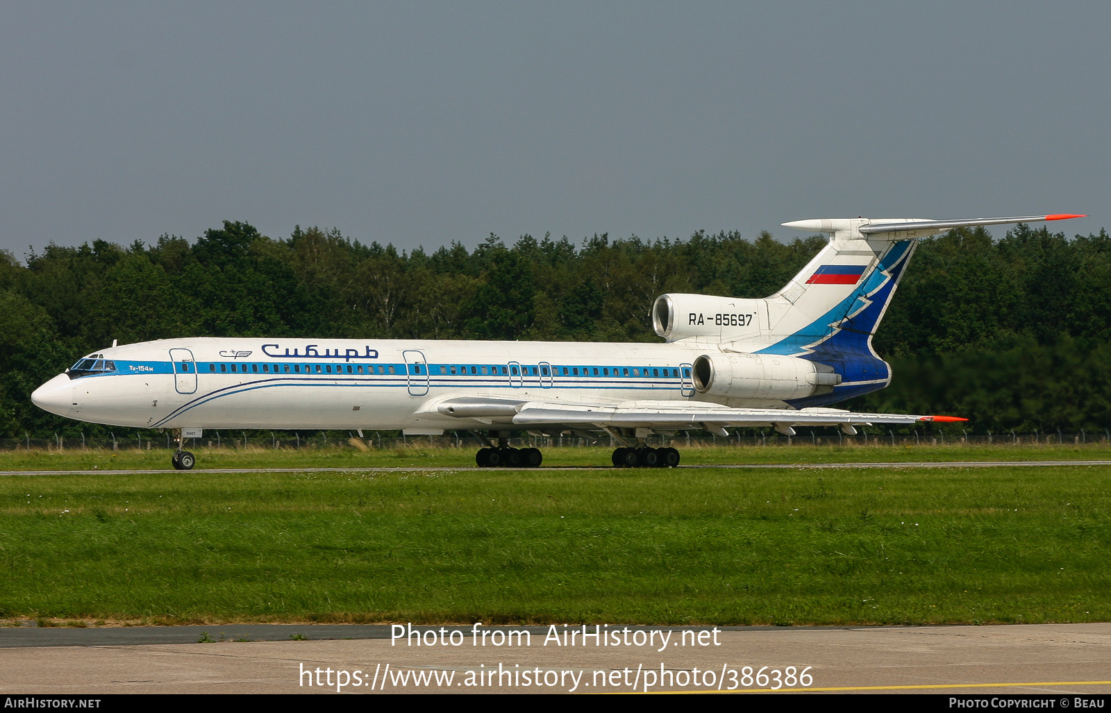 Aircraft Photo of RA-85697 | Tupolev Tu-154M | Sibir - Siberia Airlines | AirHistory.net #386386