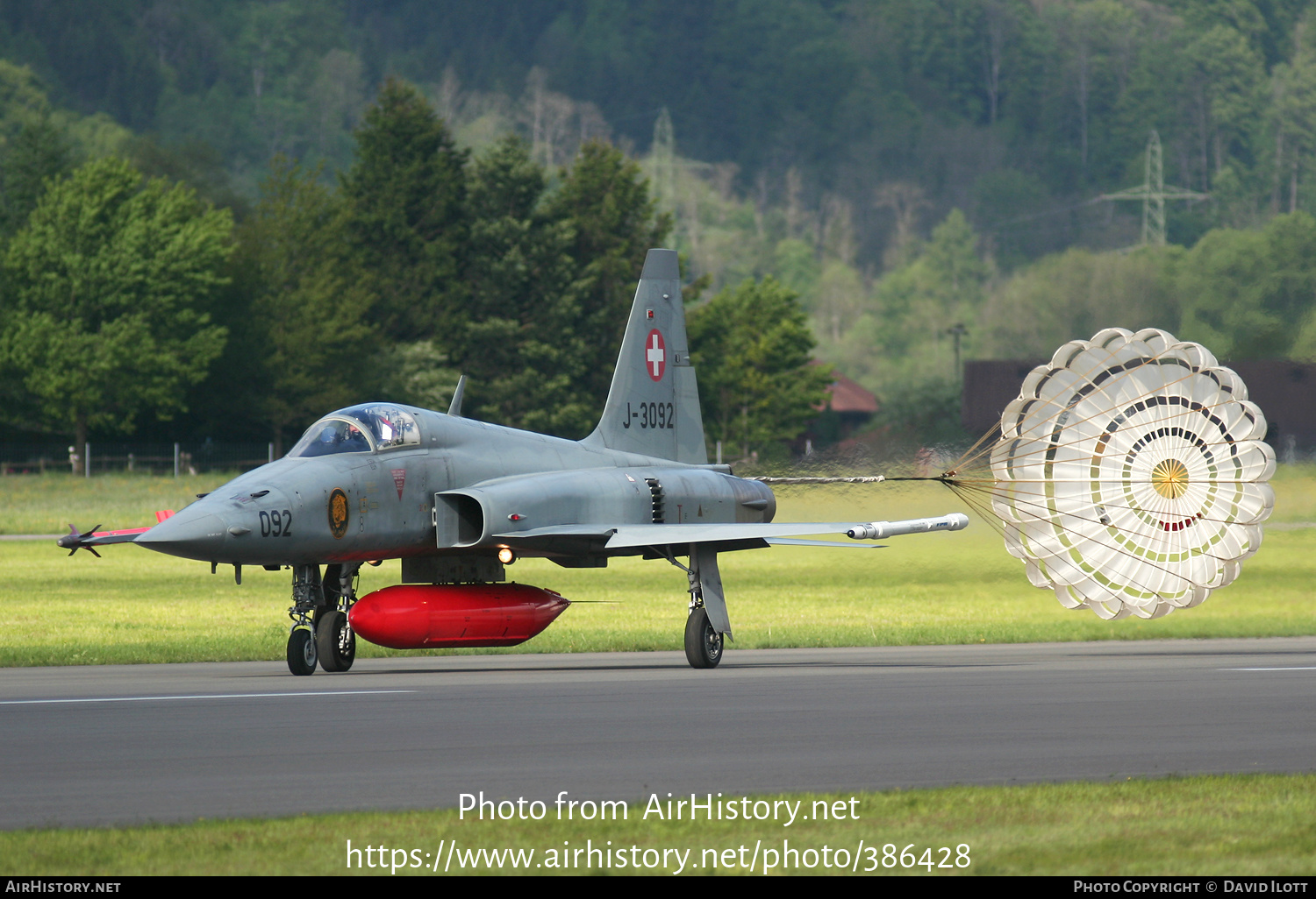 Aircraft Photo of J-3092 | Northrop F-5E Tiger II | Switzerland - Air Force | AirHistory.net #386428