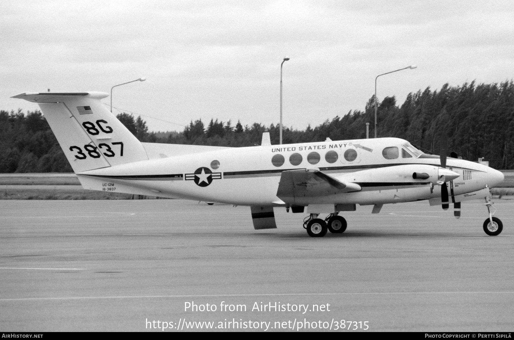 Aircraft Photo of 163837 / 3837 | Beech UC-12M Super King Air (A200C) | USA - Navy | AirHistory.net #387315