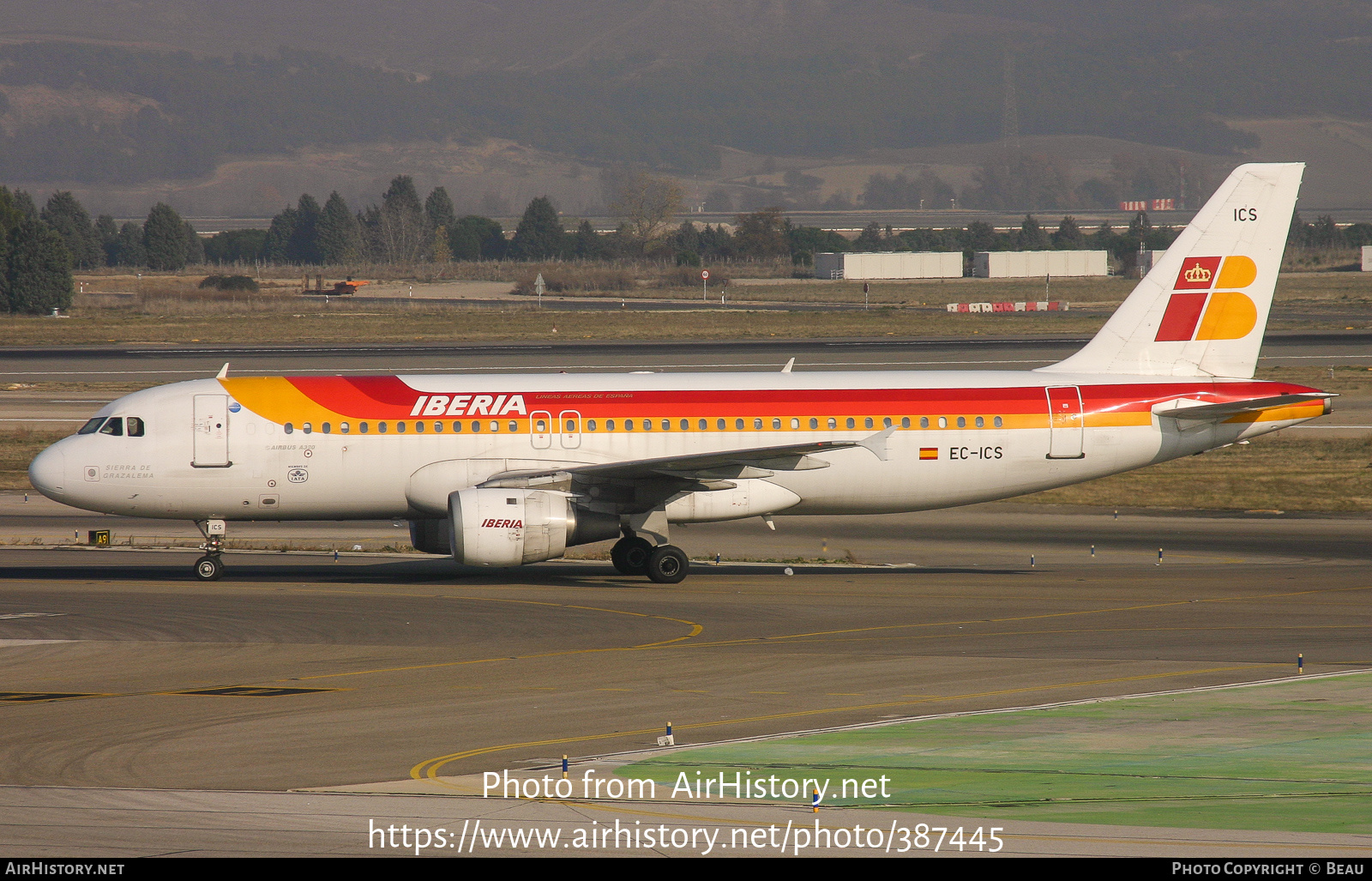 Aircraft Photo of EC-ICS | Airbus A320-211 | Iberia | AirHistory.net #387445