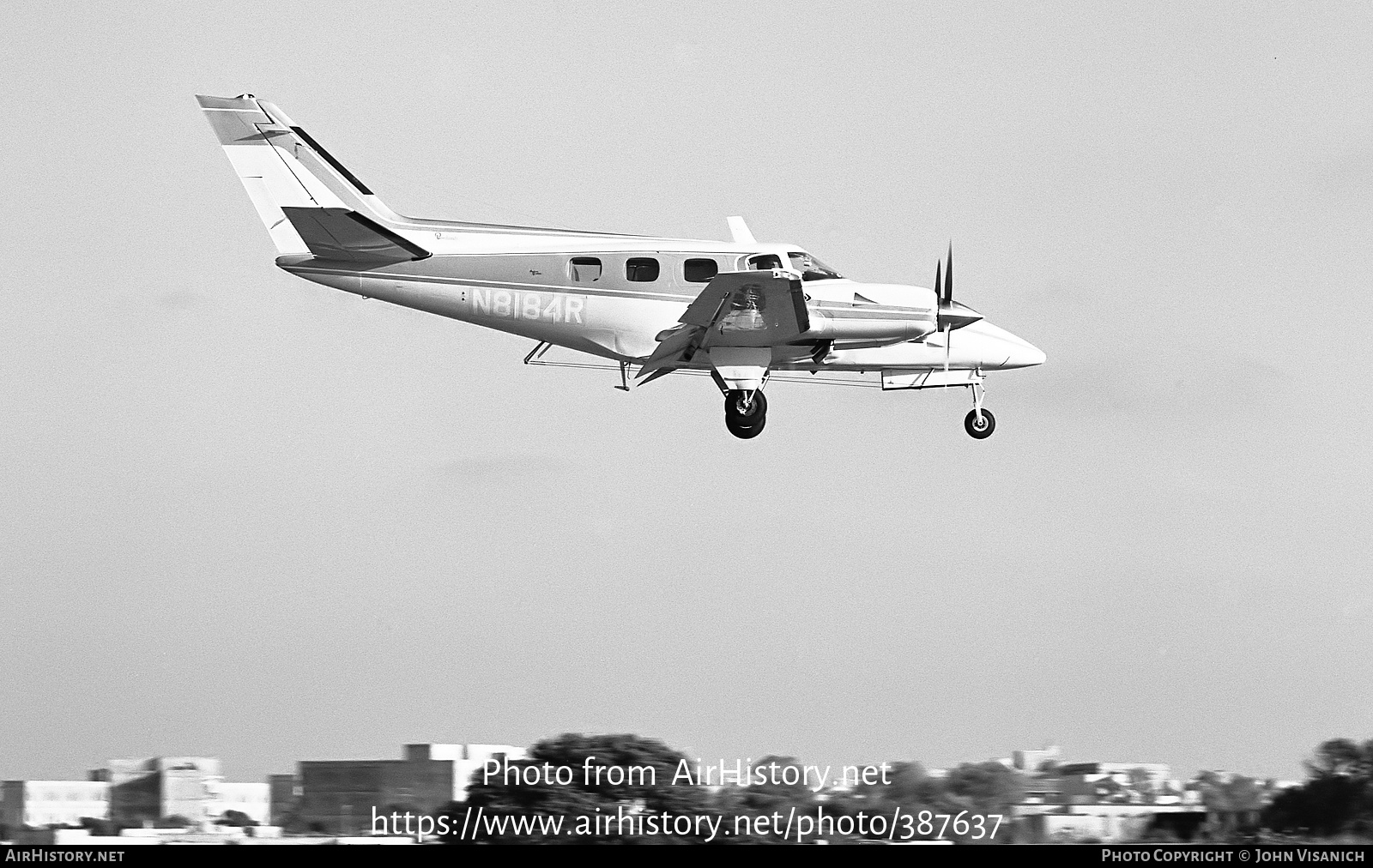 Aircraft Photo of N8184R | Beech B60 Duke | AirHistory.net #387637