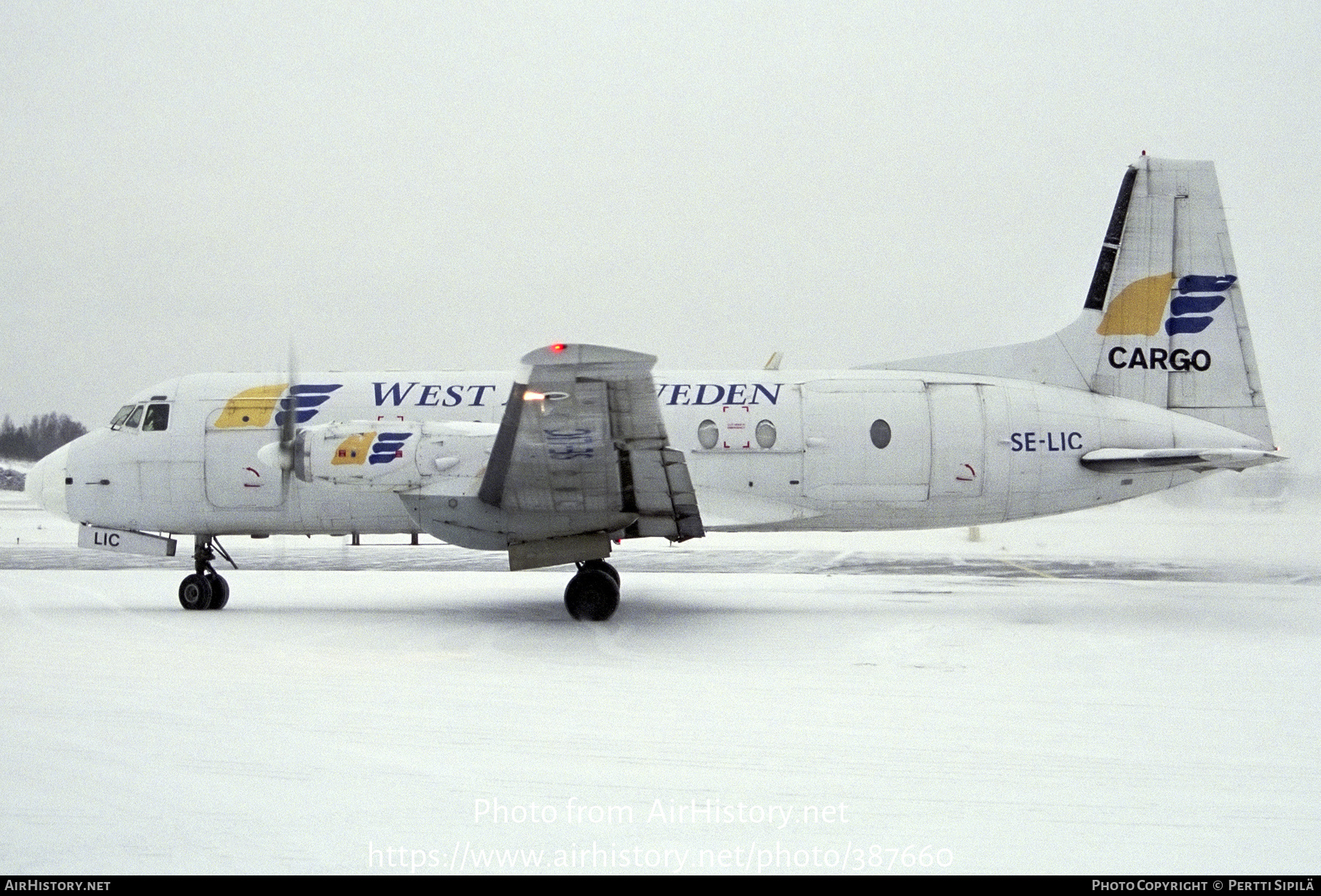 Aircraft Photo of SE-LIC | British Aerospace BAe-748 Srs2B/399LFD | West Air Sweden | AirHistory.net #387660