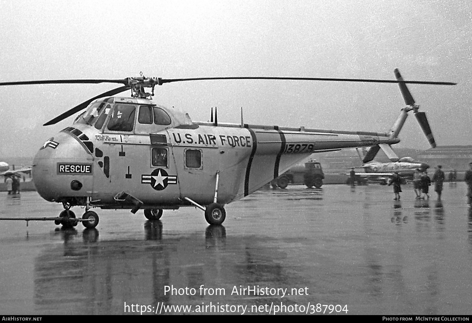 Aircraft Photo of 51-3879 / 13879 | Sikorsky H-19A (S-55B) | USA - Air Force | AirHistory.net #387904