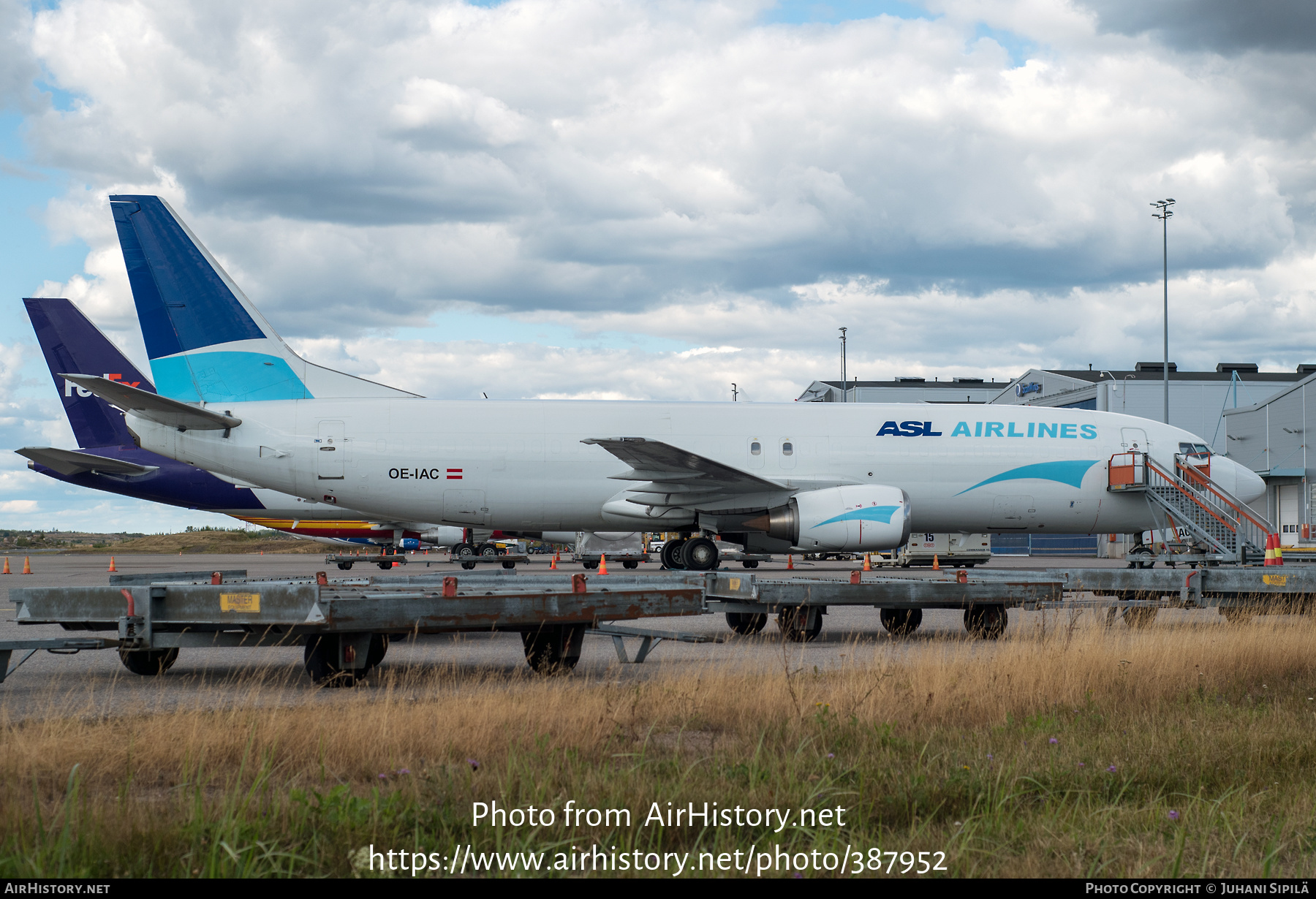 Aircraft Photo of OE-IAC | Boeing 737-4M0 | ASL Airlines | AirHistory.net #387952