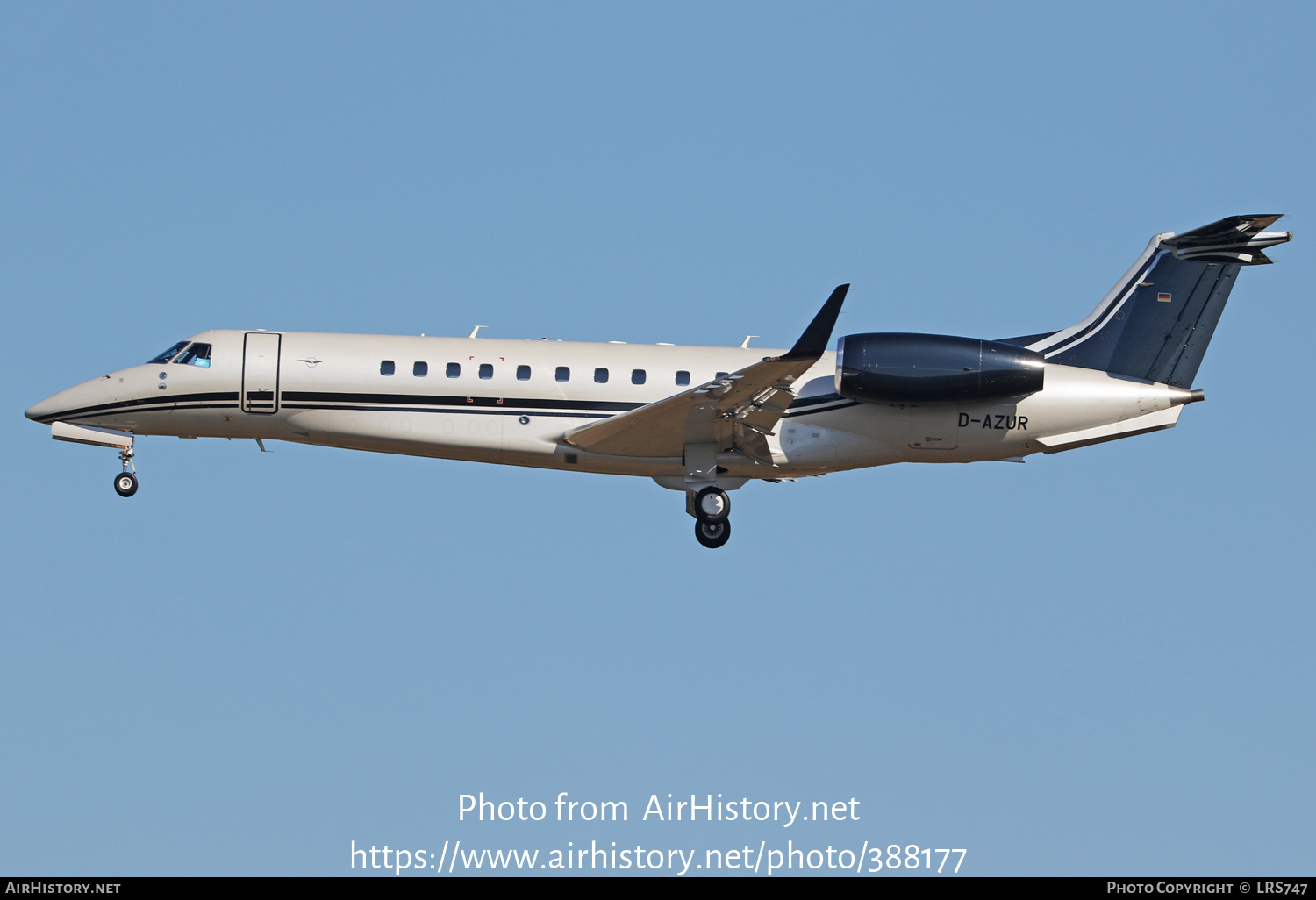 Aircraft Photo of D-AZUR | Embraer Legacy 650 (EMB-135BJ) | AirHistory.net #388177