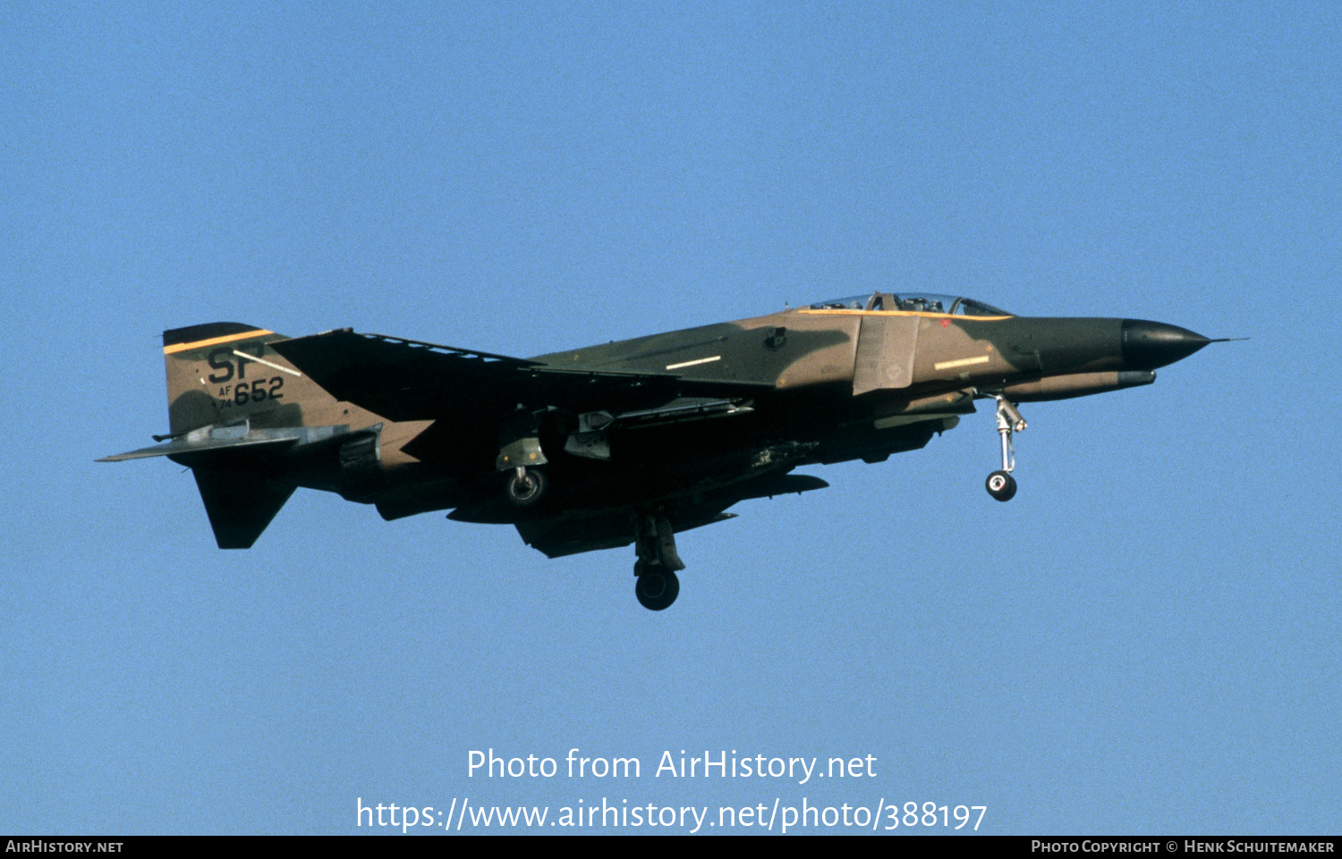 Aircraft Photo of 74-1652 / AF74-652 | McDonnell Douglas F-4E Phantom II | USA - Air Force | AirHistory.net #388197