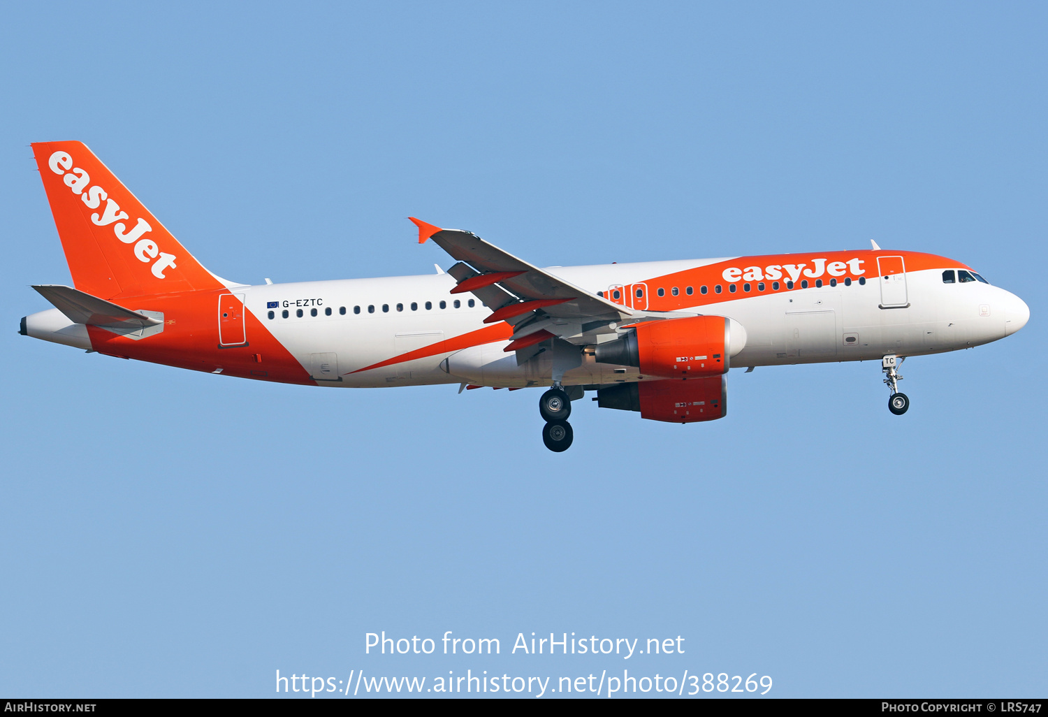 Aircraft Photo of G-EZTC | Airbus A320-214 | EasyJet | AirHistory.net #388269