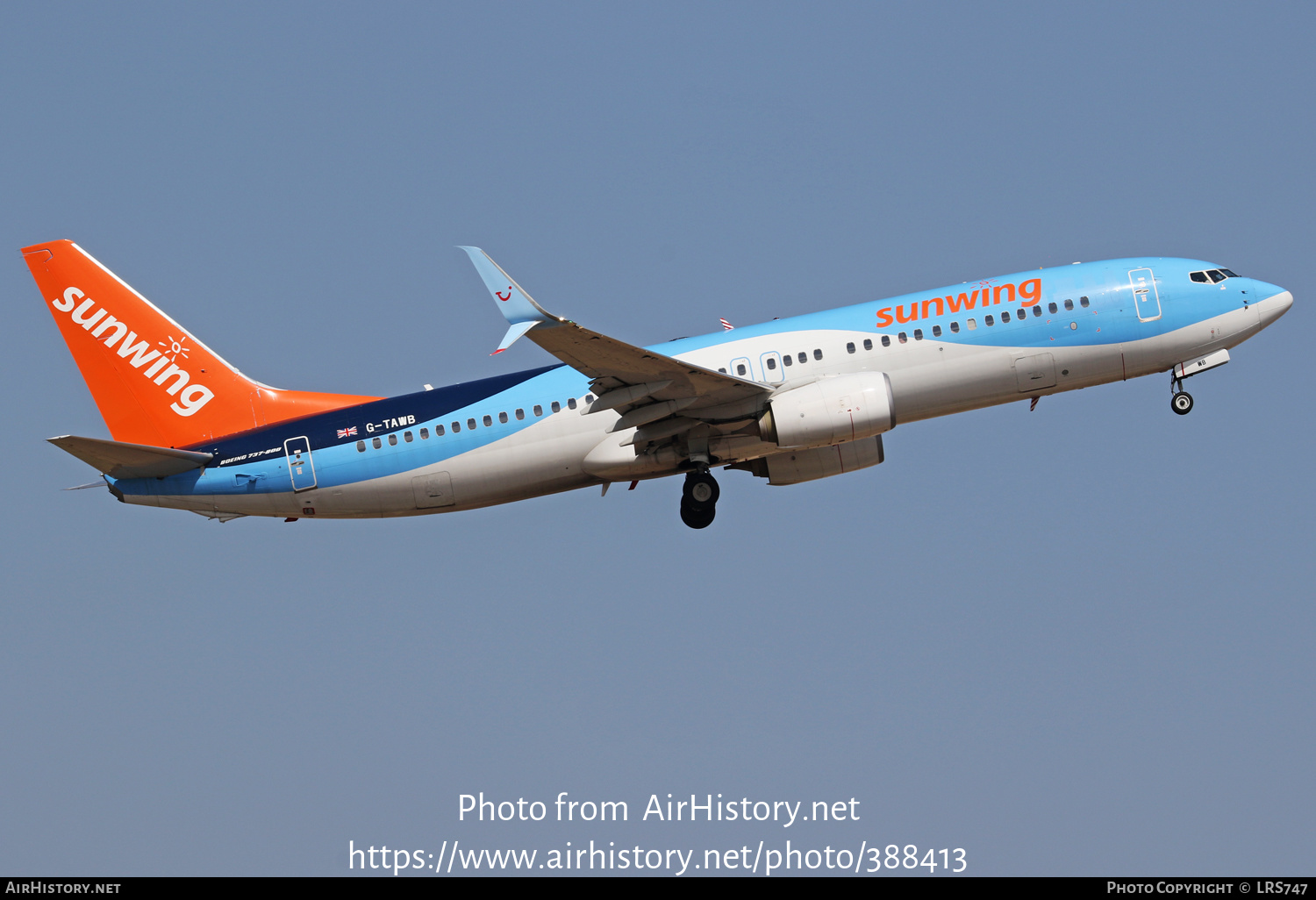 Aircraft Photo of G-TAWB | Boeing 737-8K5 | Sunwing Airlines | AirHistory.net #388413