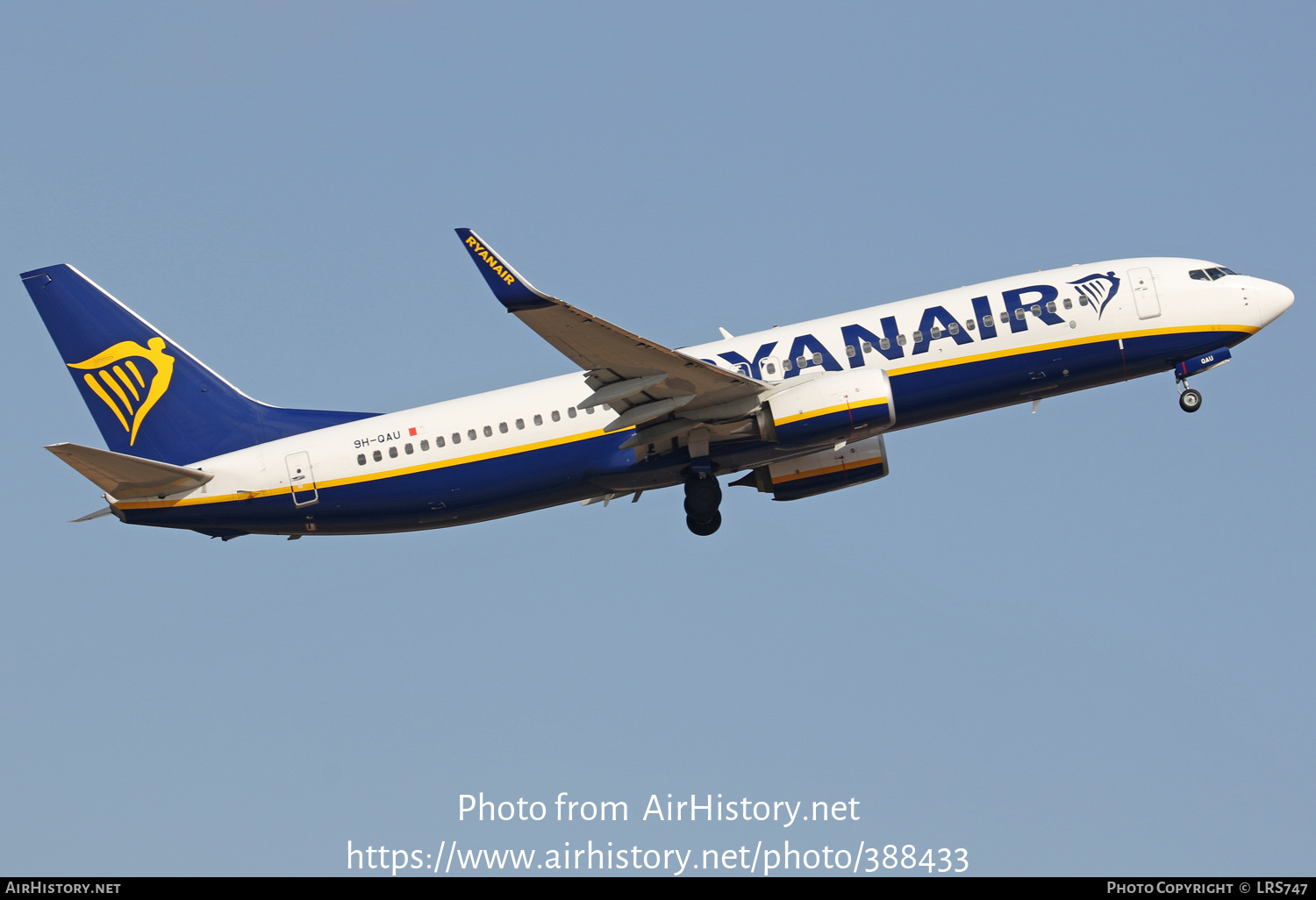 Aircraft Photo of 9H-QAU | Boeing 737-800 | Ryanair | AirHistory.net #388433