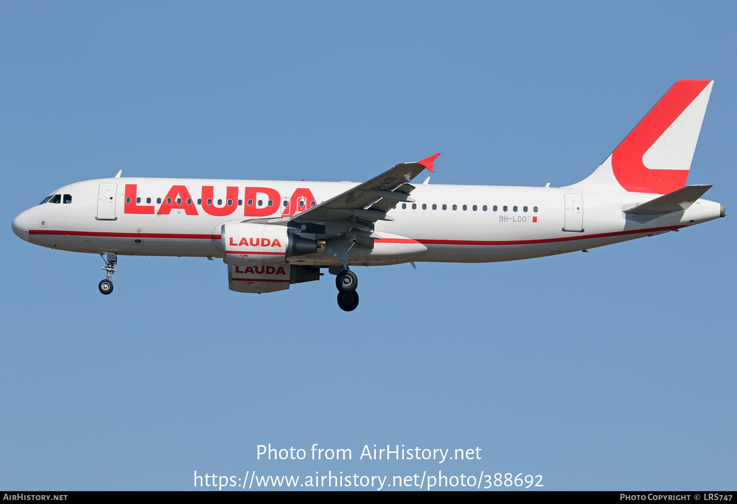 Aircraft Photo of 9H-LOO | Airbus A320-214 | Lauda | AirHistory.net #388692