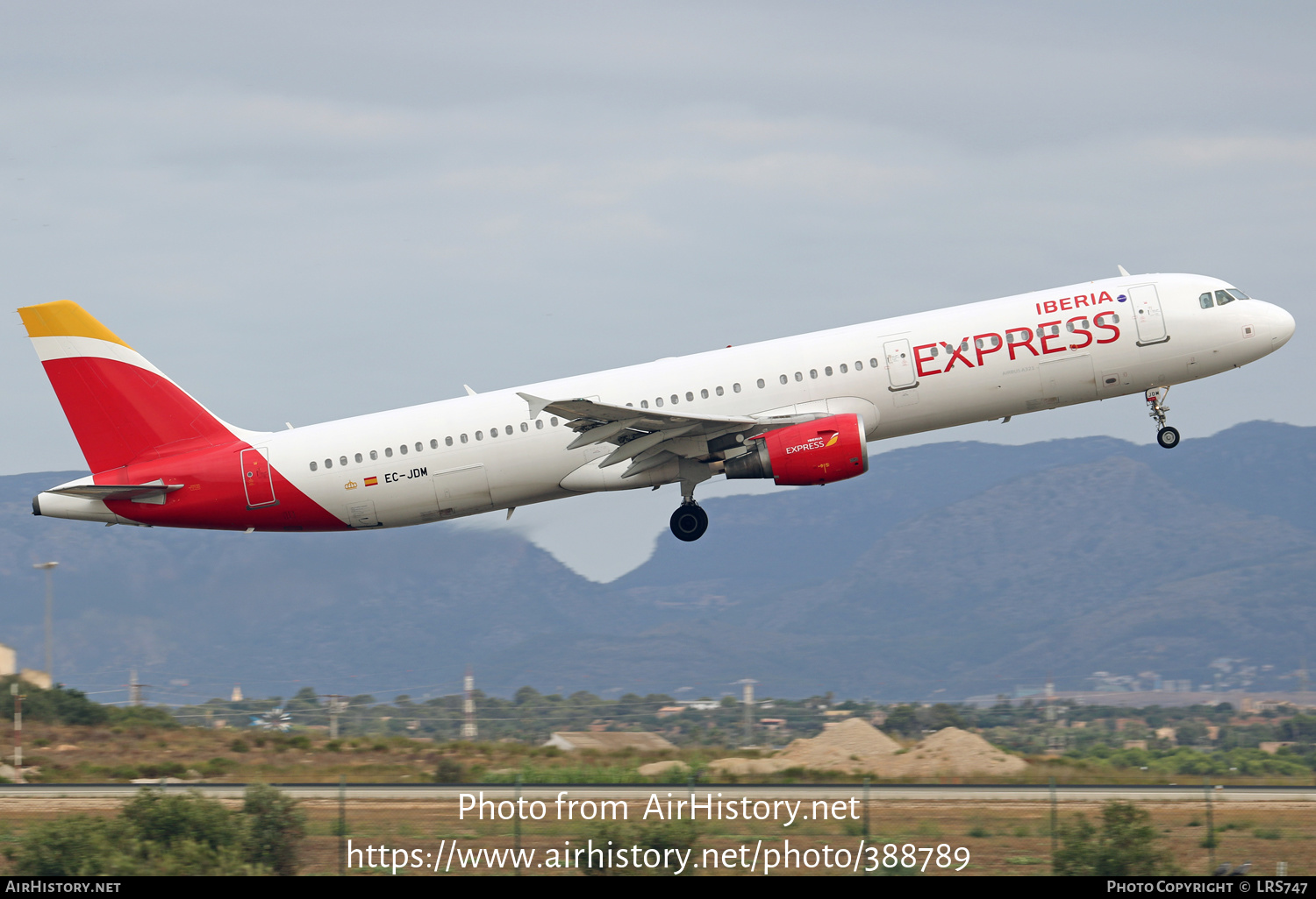 Aircraft Photo of EC-JDM | Airbus A321-213 | Iberia Express | AirHistory.net #388789