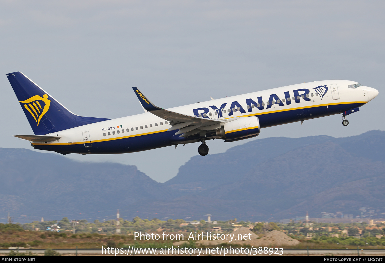 Aircraft Photo of EI-DYN | Boeing 737-8AS | Ryanair | AirHistory.net #388923