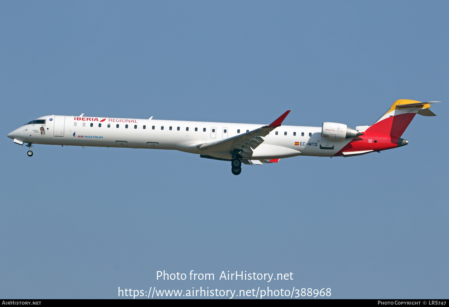 Aircraft Photo of EC-MTO | Bombardier CRJ-1000 (CL-600-2E25) | Air Nostrum | AirHistory.net #388968