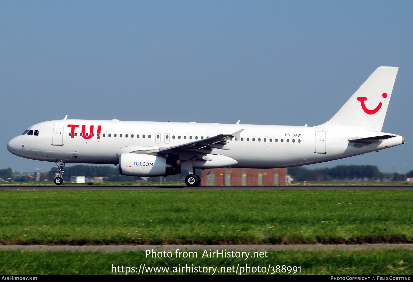 Aircraft Photo of ES-SAW | Airbus A320-232 | TUI | AirHistory.net #388991