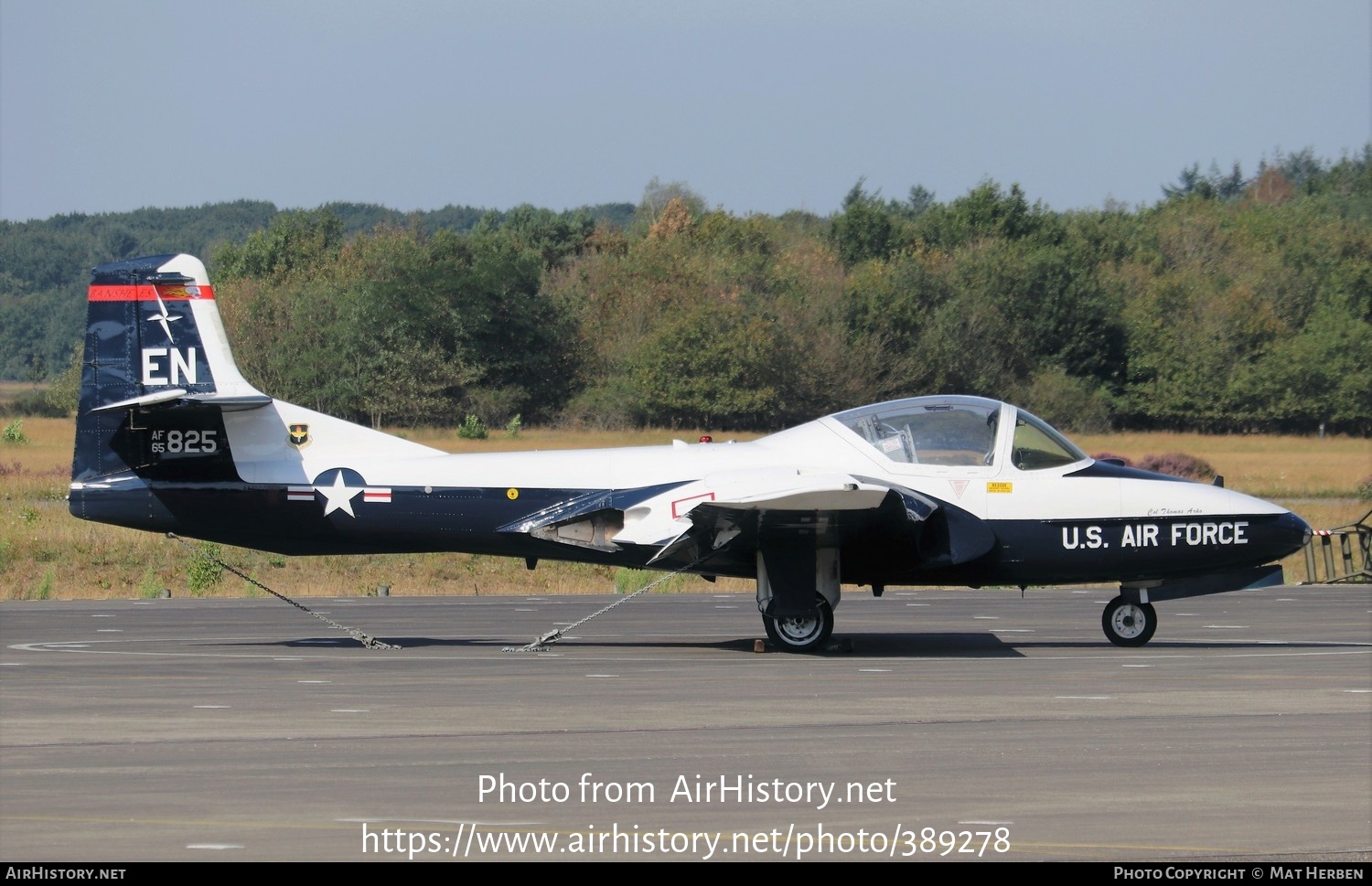 Aircraft Photo of 65-10825 / AF65-825 | Cessna T-37B Tweety Bird | USA - Air Force | AirHistory.net #389278