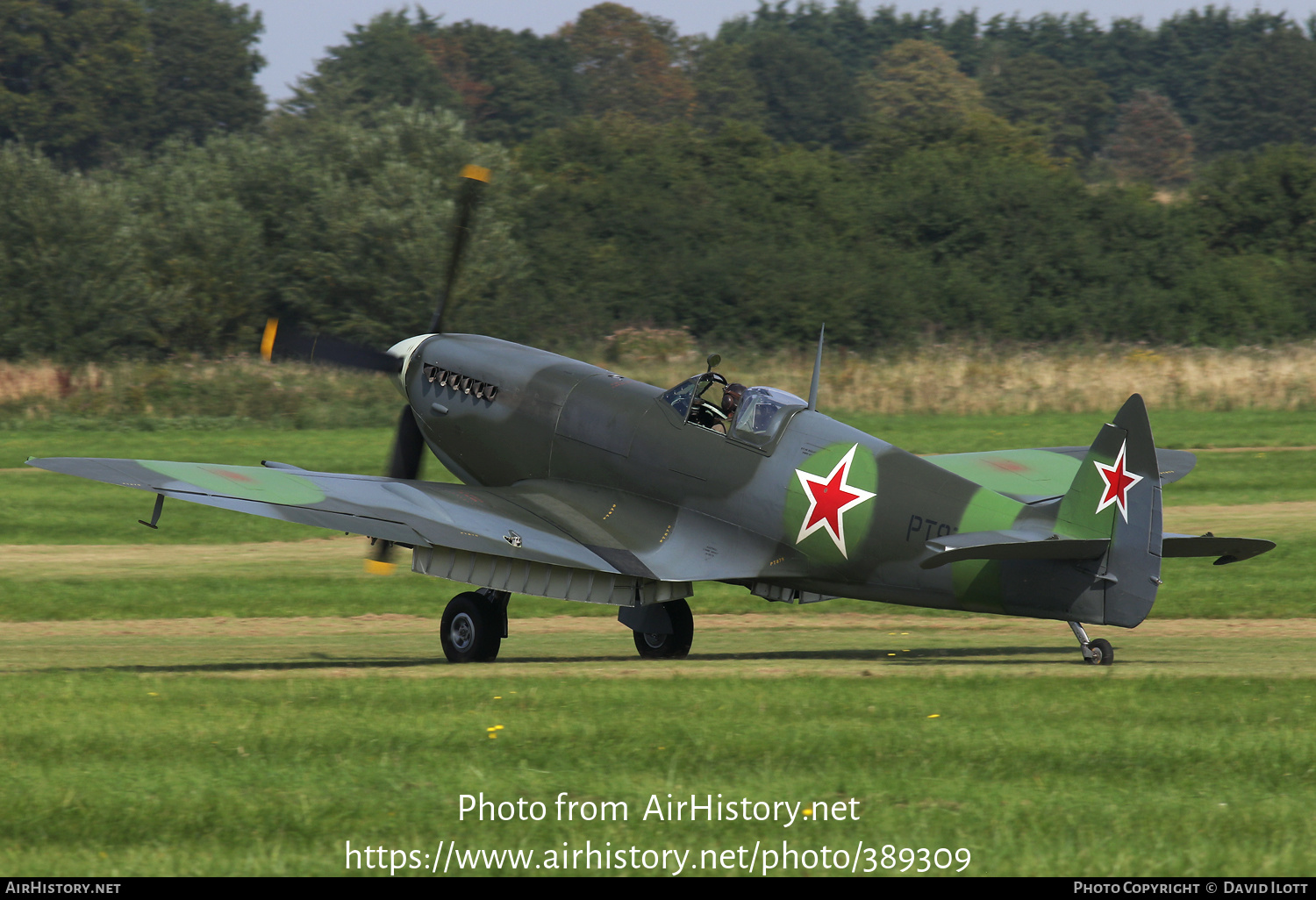 Aircraft Photo of G-PTIX / PT879 | Supermarine 361 Spitfire LF9 | Soviet Union - Air Force | AirHistory.net #389309