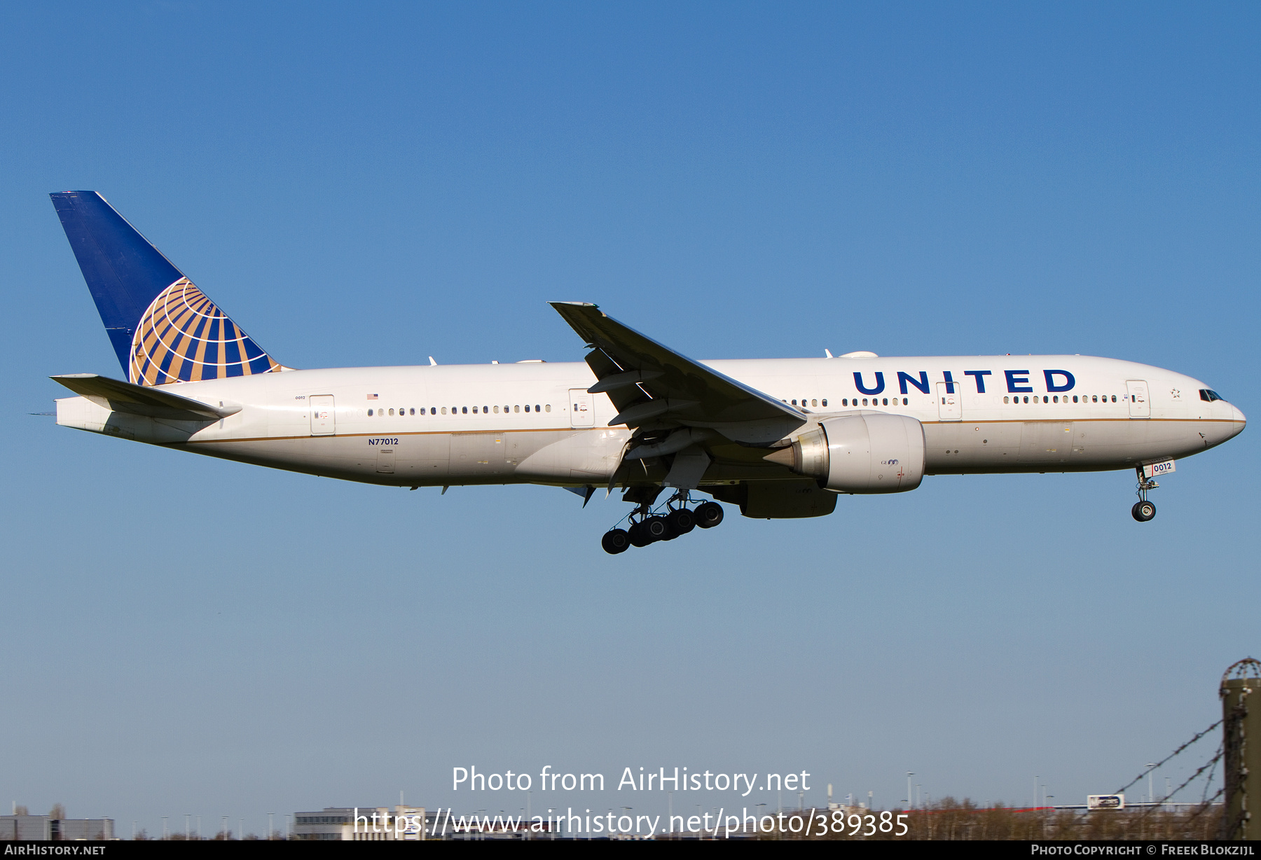 Aircraft Photo of N77012 | Boeing 777-224/ER | United Airlines | AirHistory.net #389385