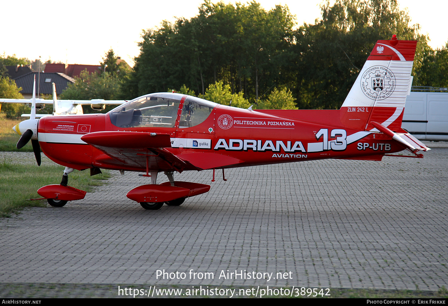 Aircraft Photo of SP-UTB | Zlin Z-242L | Politechnika Poznańska | AirHistory.net #389542