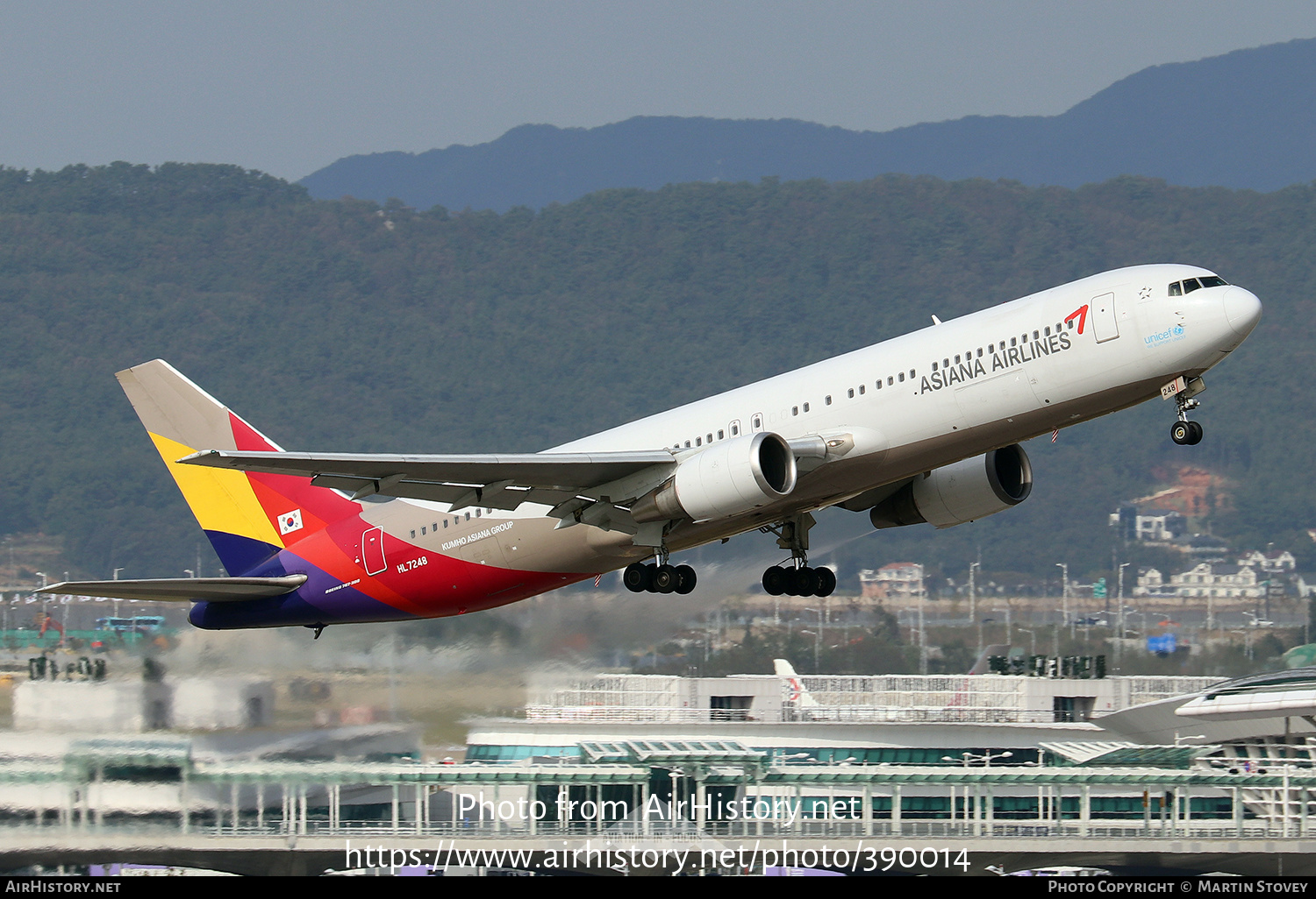 Aircraft Photo of HL7248 | Boeing 767-38E | Asiana Airlines | AirHistory.net #390014